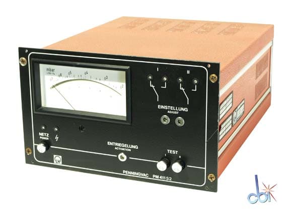 Leybold PM411S2 Cold Cathode Ionization Gauge Controller