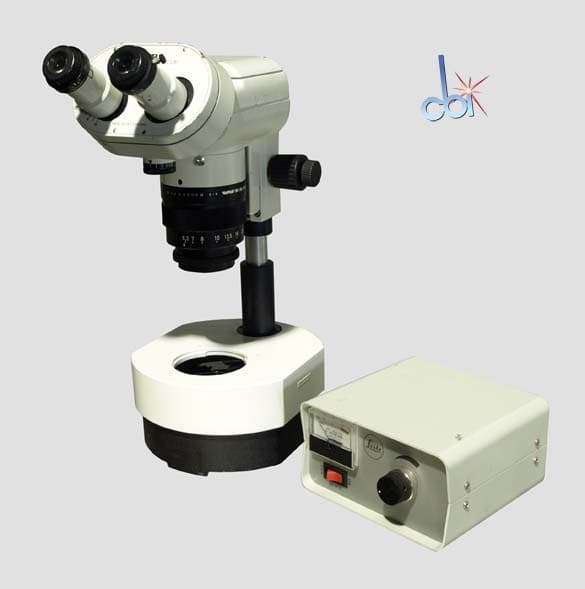 Wild Makroskop M410 Stereo Microscope