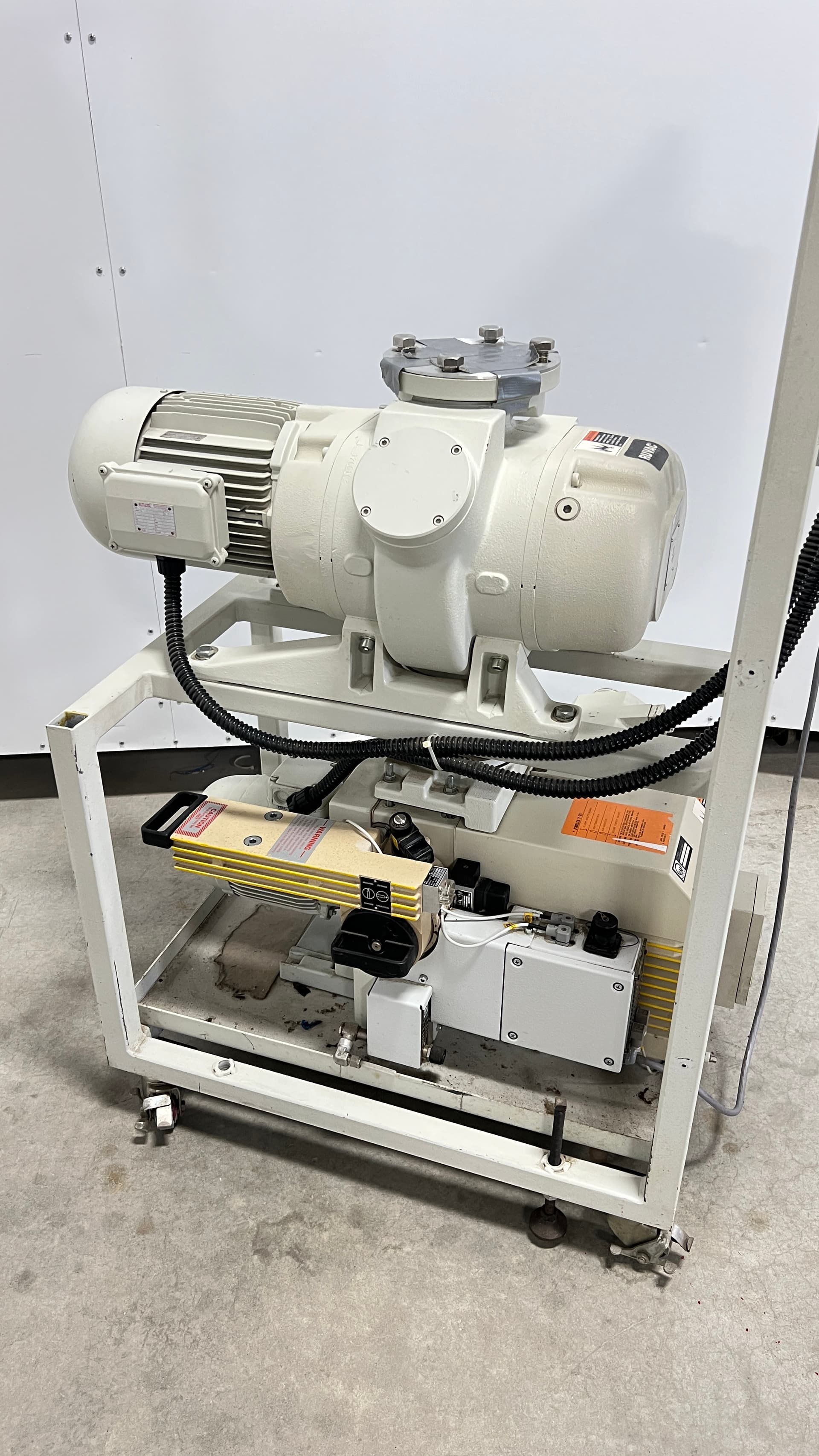 Leybold WSU501 D65BCS Roots Pumping System