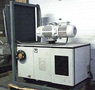 Leybold WSU2001 Roots Vacuum Pump