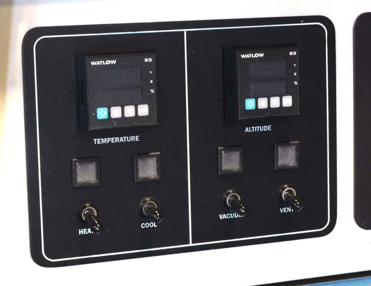 Tenney Environmental T-STRAT-JR Altitude Temperature Test Chamber