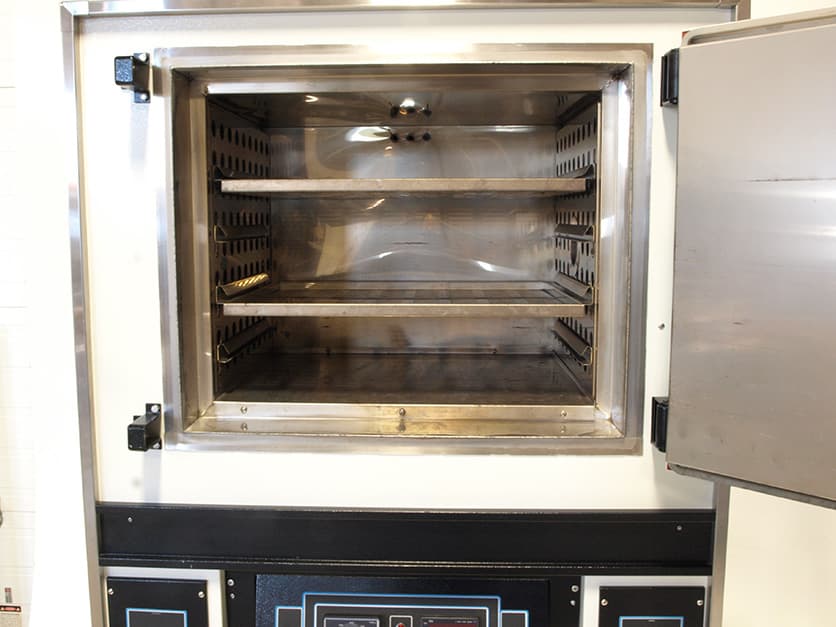 Blue M DCW-256-B-MP550 Mechanical Convection Oven