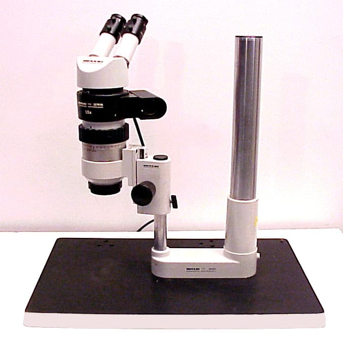 Wild M7A Stereo-microscope With Swing Arm Stand