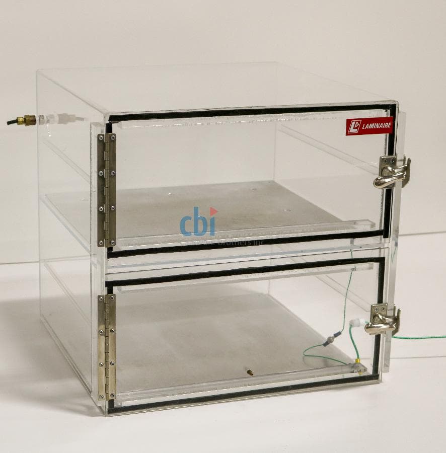 Laminaire Two Compartment Desiccator Box