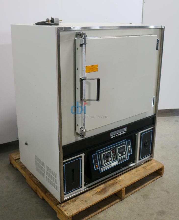 Blue M DCC-256B Clean Room Oven