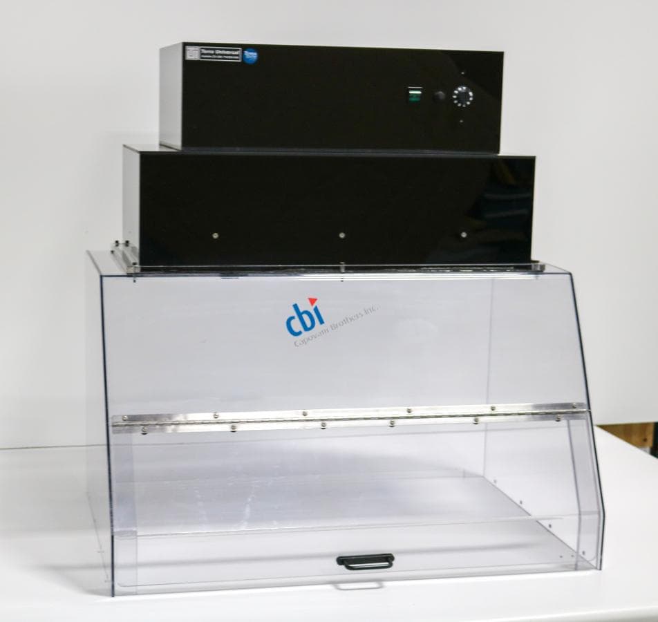Terra Universal 1688-13 Fume Hood