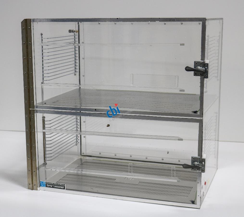 Terra Universal Inc. 1944-00 Two Compartment Dry Box