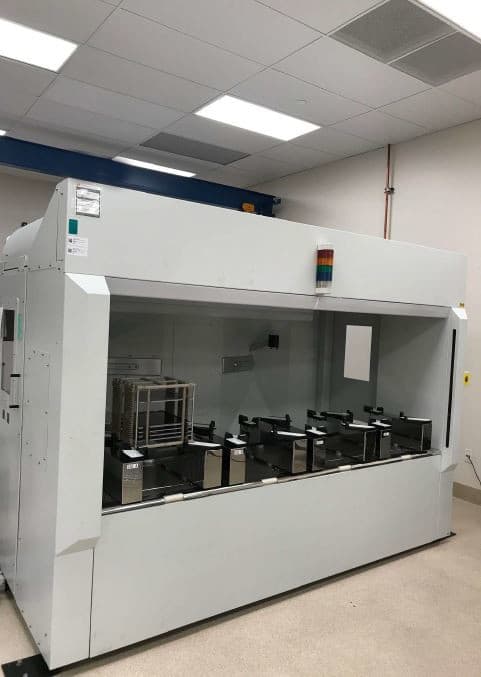 AKT Applied Materials 1600 Cluster Sputtering Tool