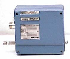 Brooks Instrument 5881 Liquid Mass Flow Controller