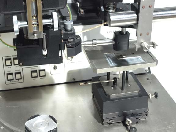 Hybond EDB 140A Semiautomatic Epoxy Die Bonder
