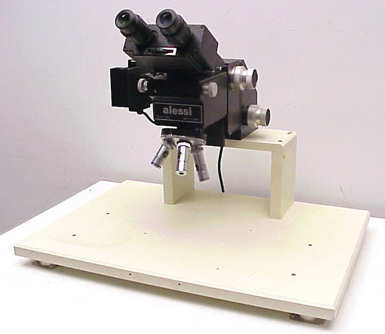 Bausch & Lomb MicroZoomII Microscope Work Station