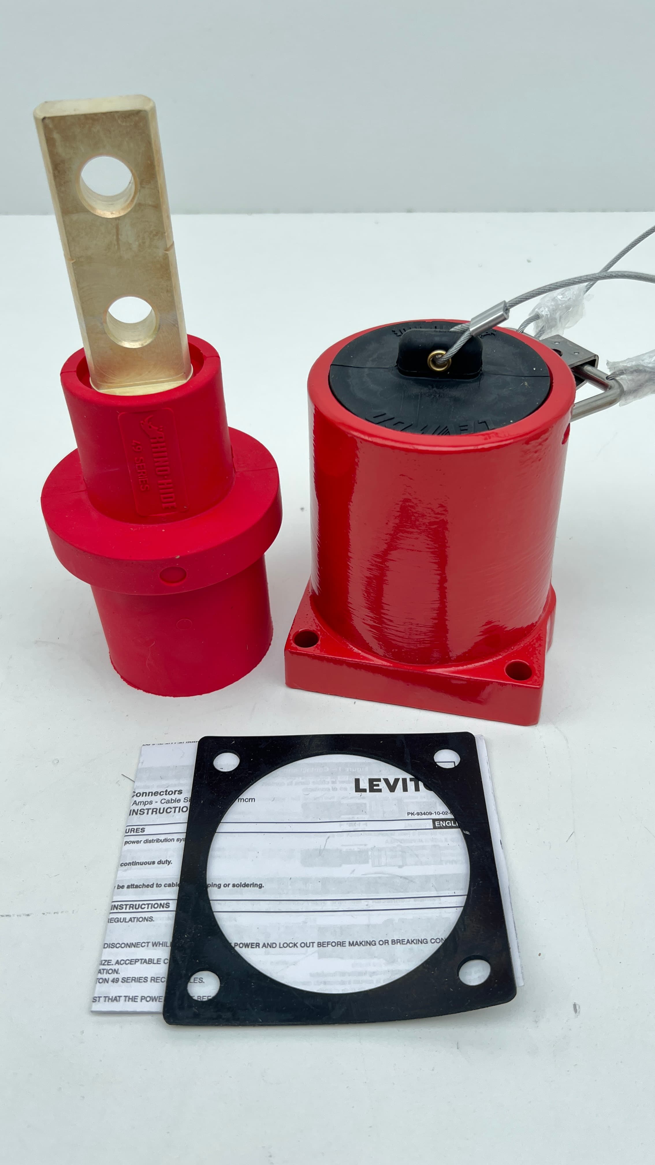 Leviton Rhino-Hide 49FR2-XR Female Receptable, 313-777MCM, Single Pole