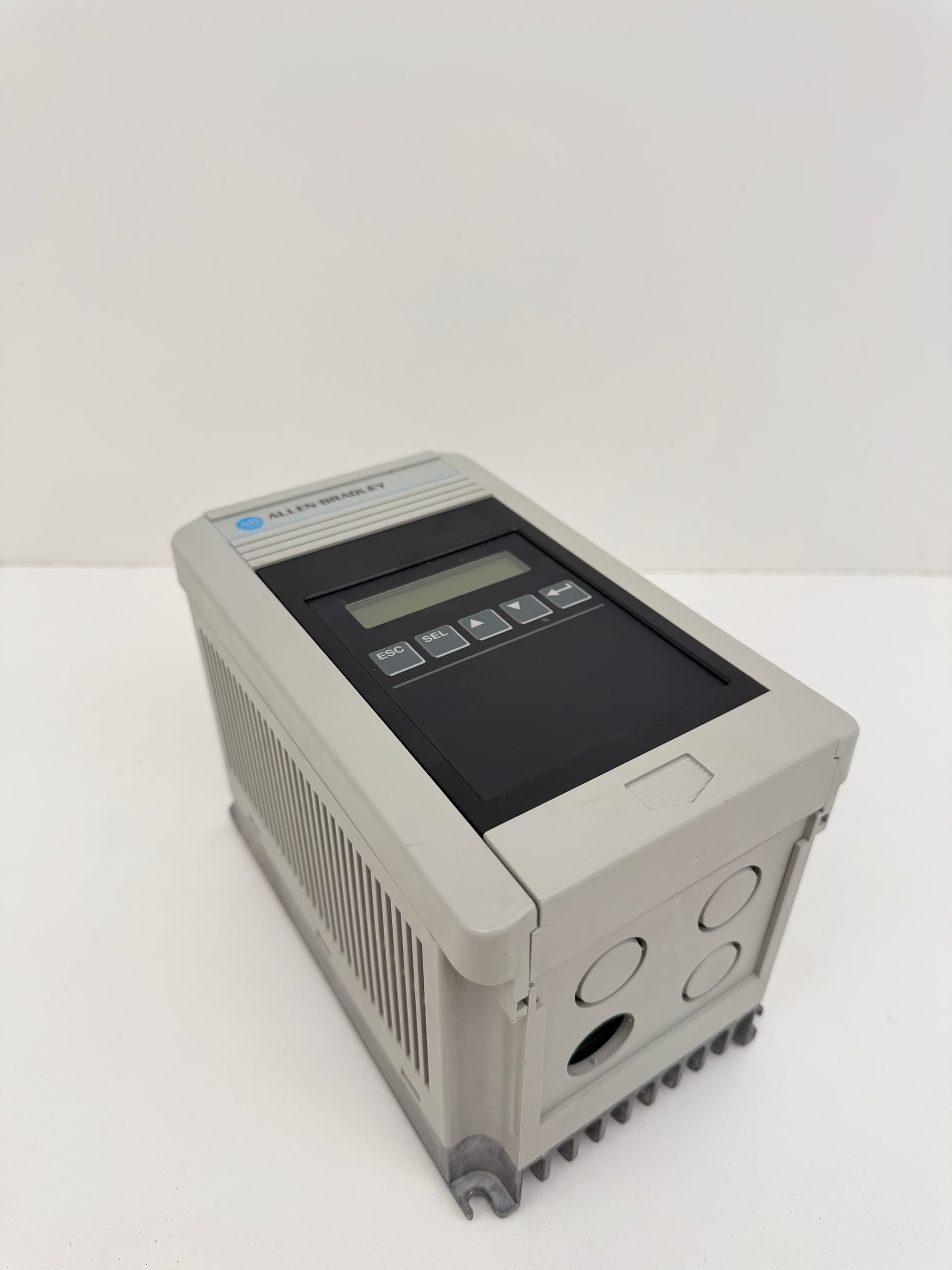 Allen-Bradley 1305-AA04A-HAP AC Drive VFD Ser A, 1HP, 200-240V