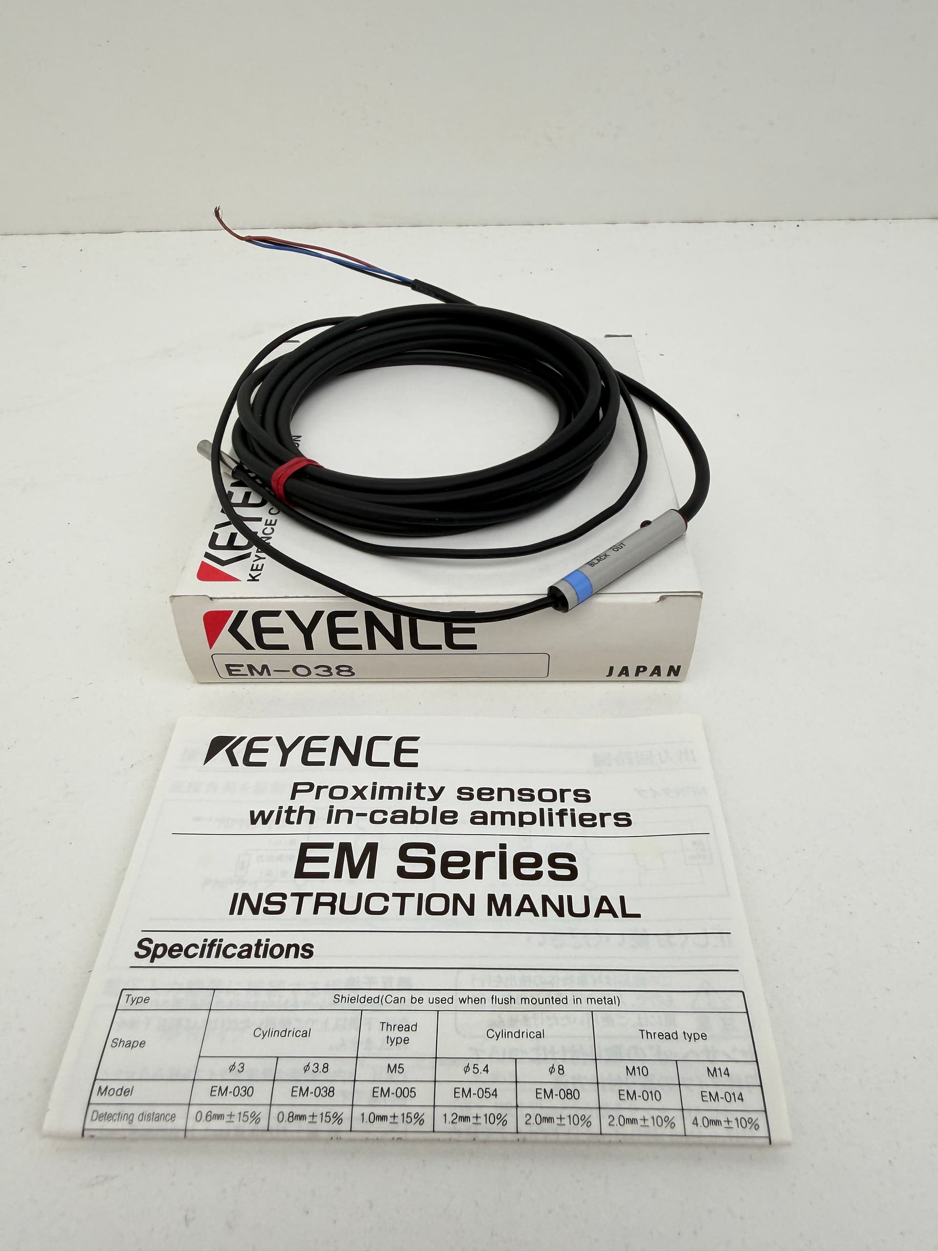 Keyence EM-038 nductive Proximity Sensor 3.8mm Shielded NPN 10.8-30VDC