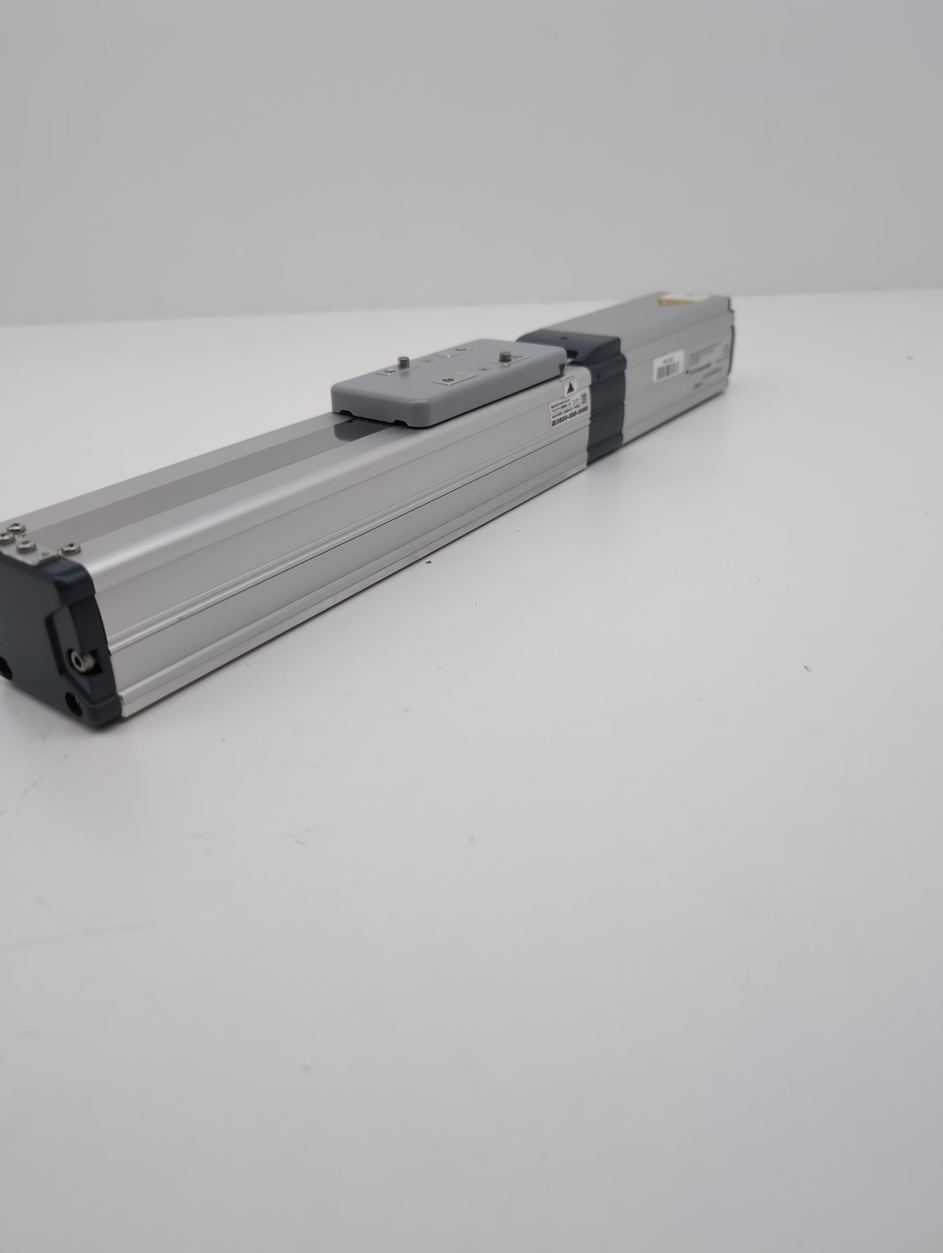 IAI Corporation RCP5-SA6-WA-42P-3-150-P3X12-B Linear actuator