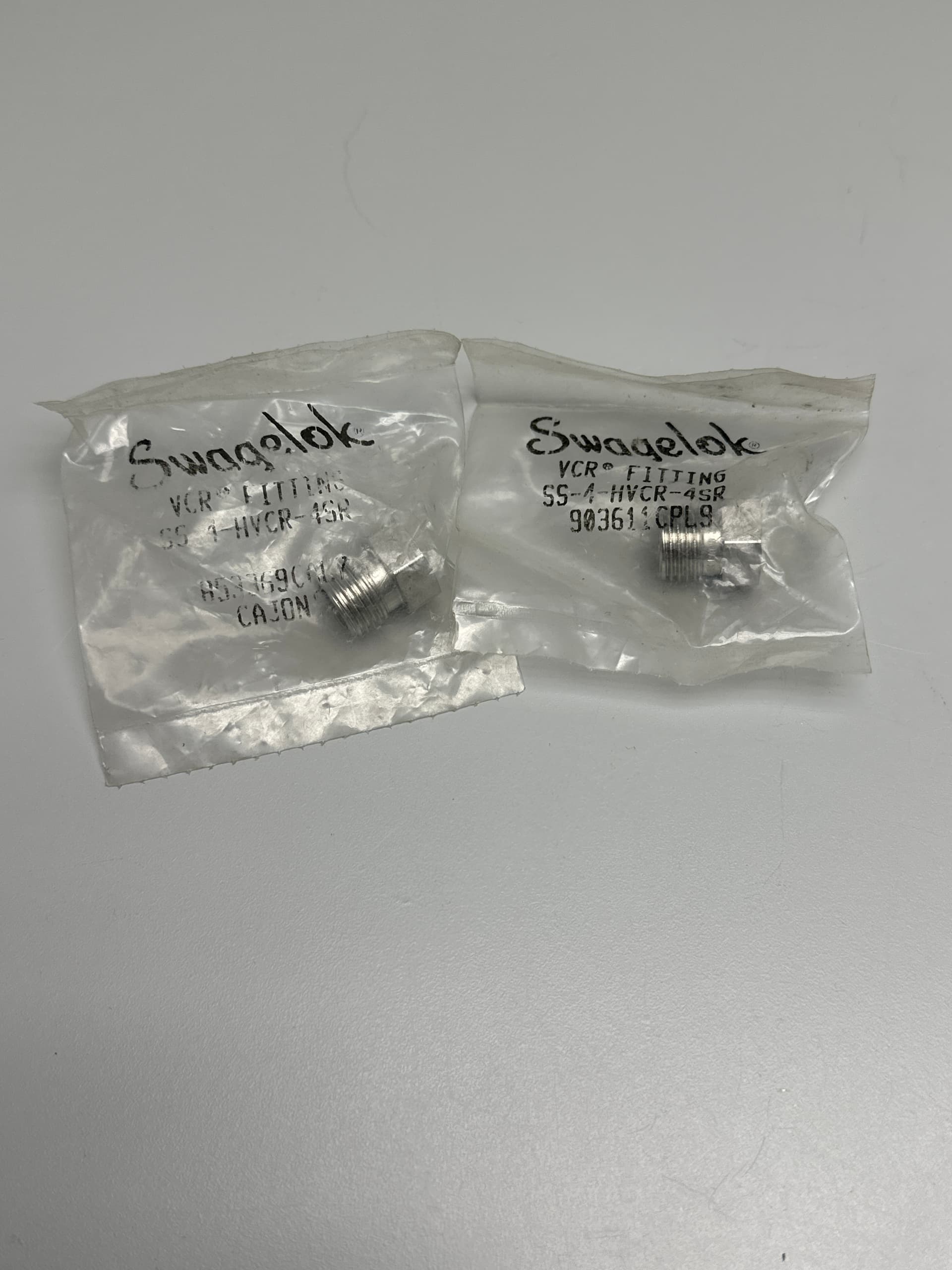 Swagelok SS-4-HVCR-4SR High Flow VCR Face Seal Fitting, 1/4 in. Male Nut 316SS