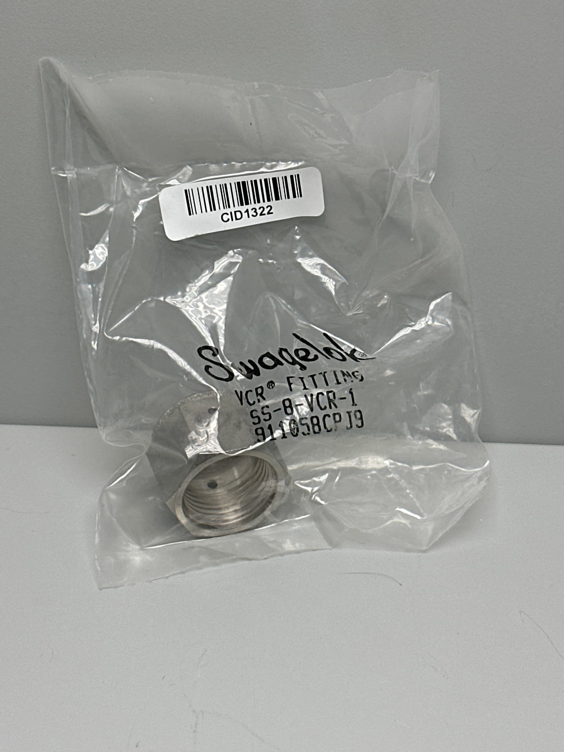Swagelok SS-8-VCR-1 VCR Face Seal Fitting, 1/2 in. Female Nut, 316 SS