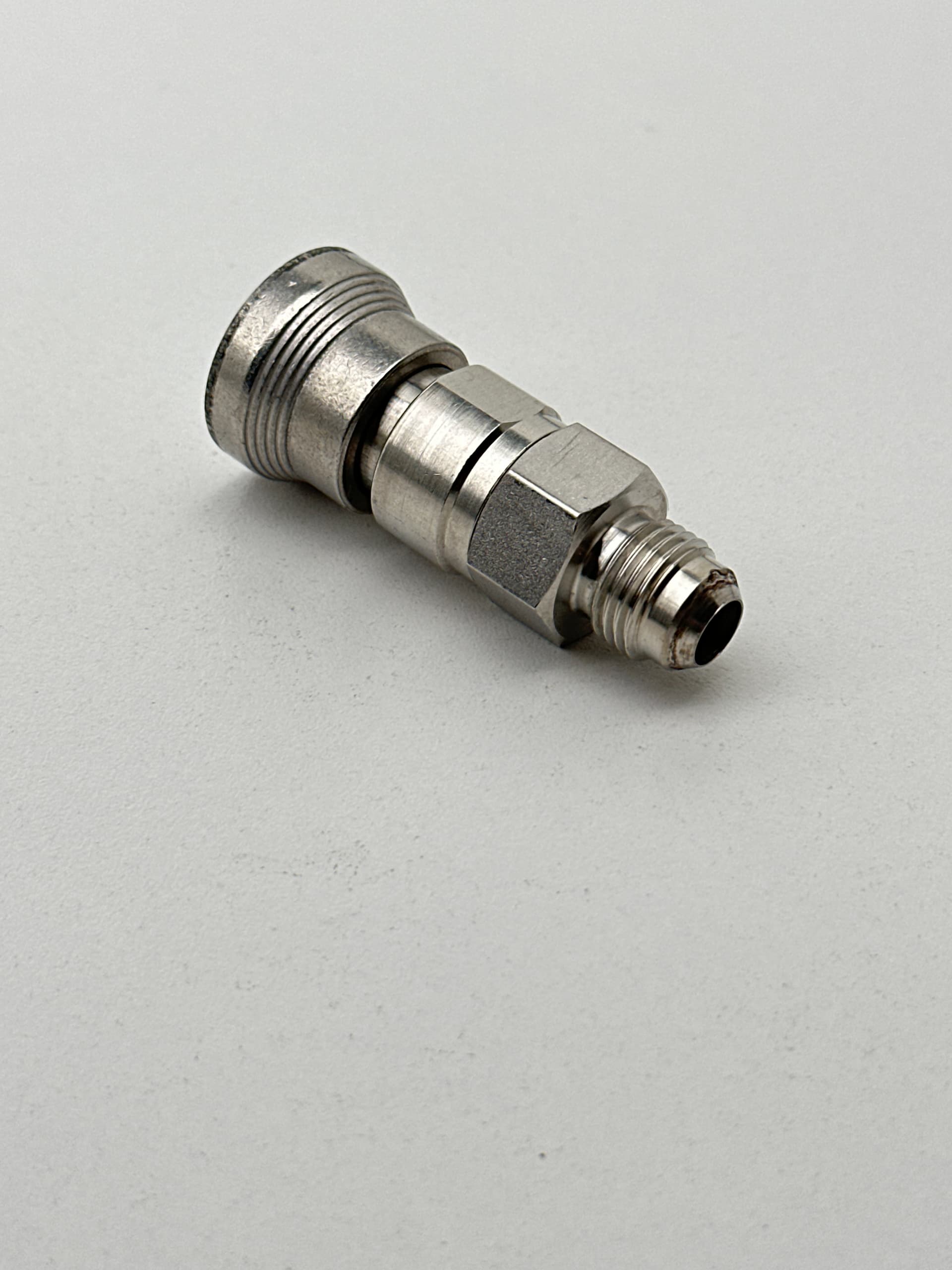 Swagelok QC6 3/8"Quick Connect Body w/JIC 37 Flare Fittings, 316SS