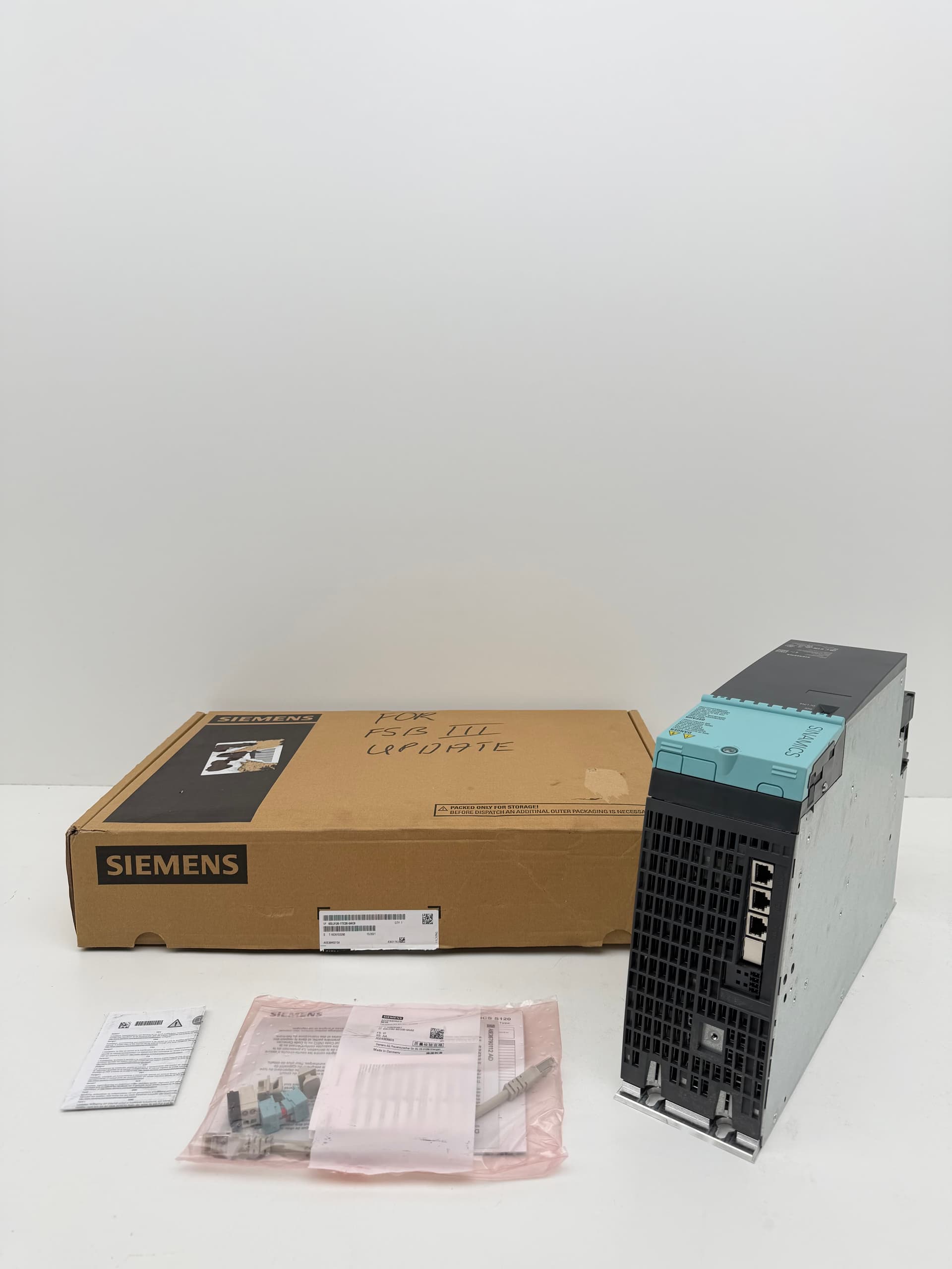 Siemens 6SL3120-1TE26-0AC0 Single Motor Module, 60A, S120 Booksize