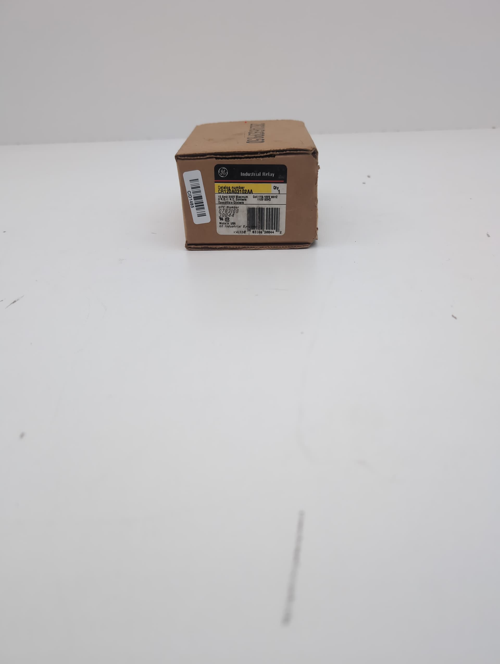 GE CR120A031022AA Industrial Relay, 10A, 300V, 120 Coil