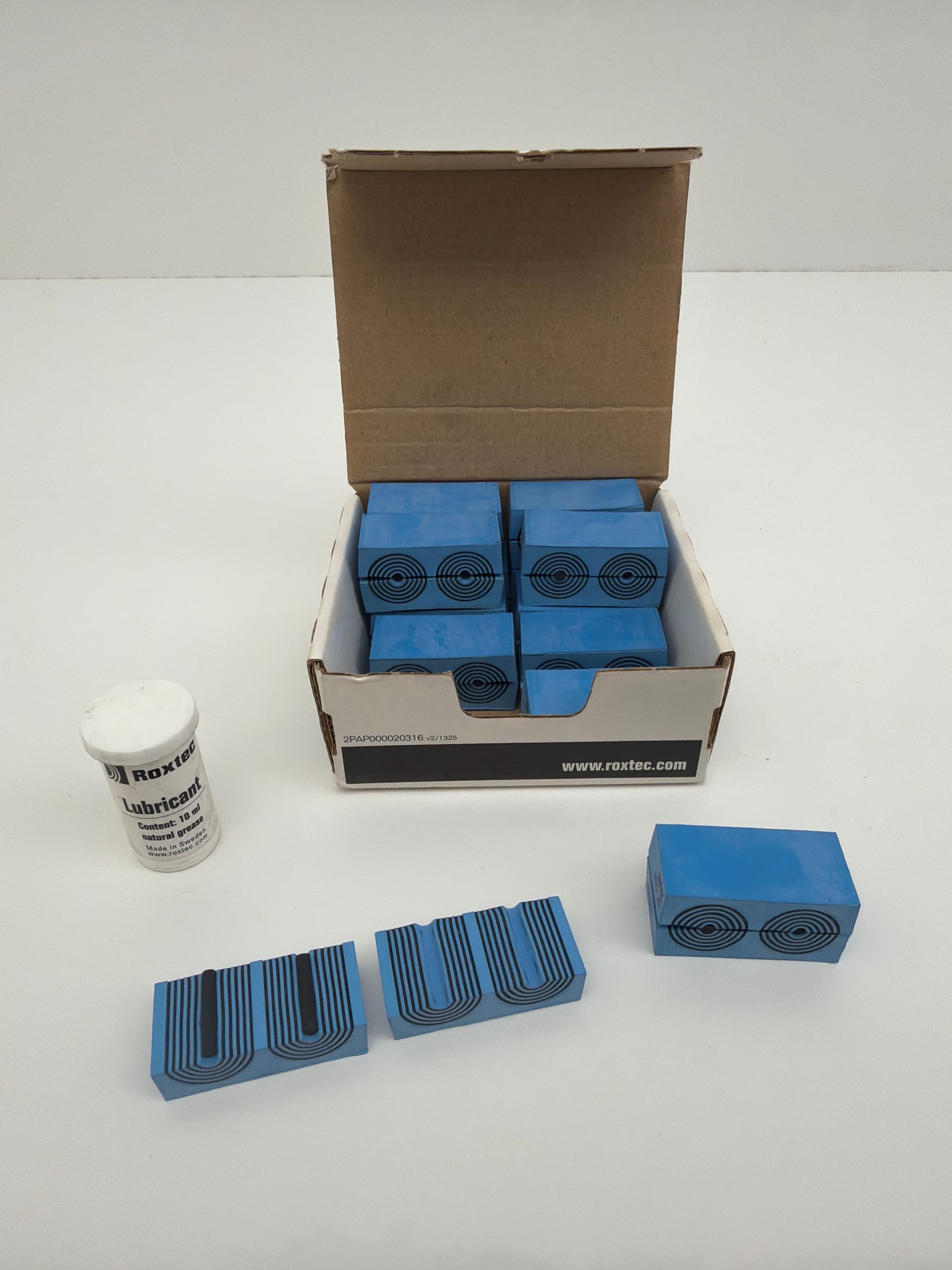 Roxtec 20W40 EMC Cable Sealing Module EM 14/10mm EzEntry 16/16