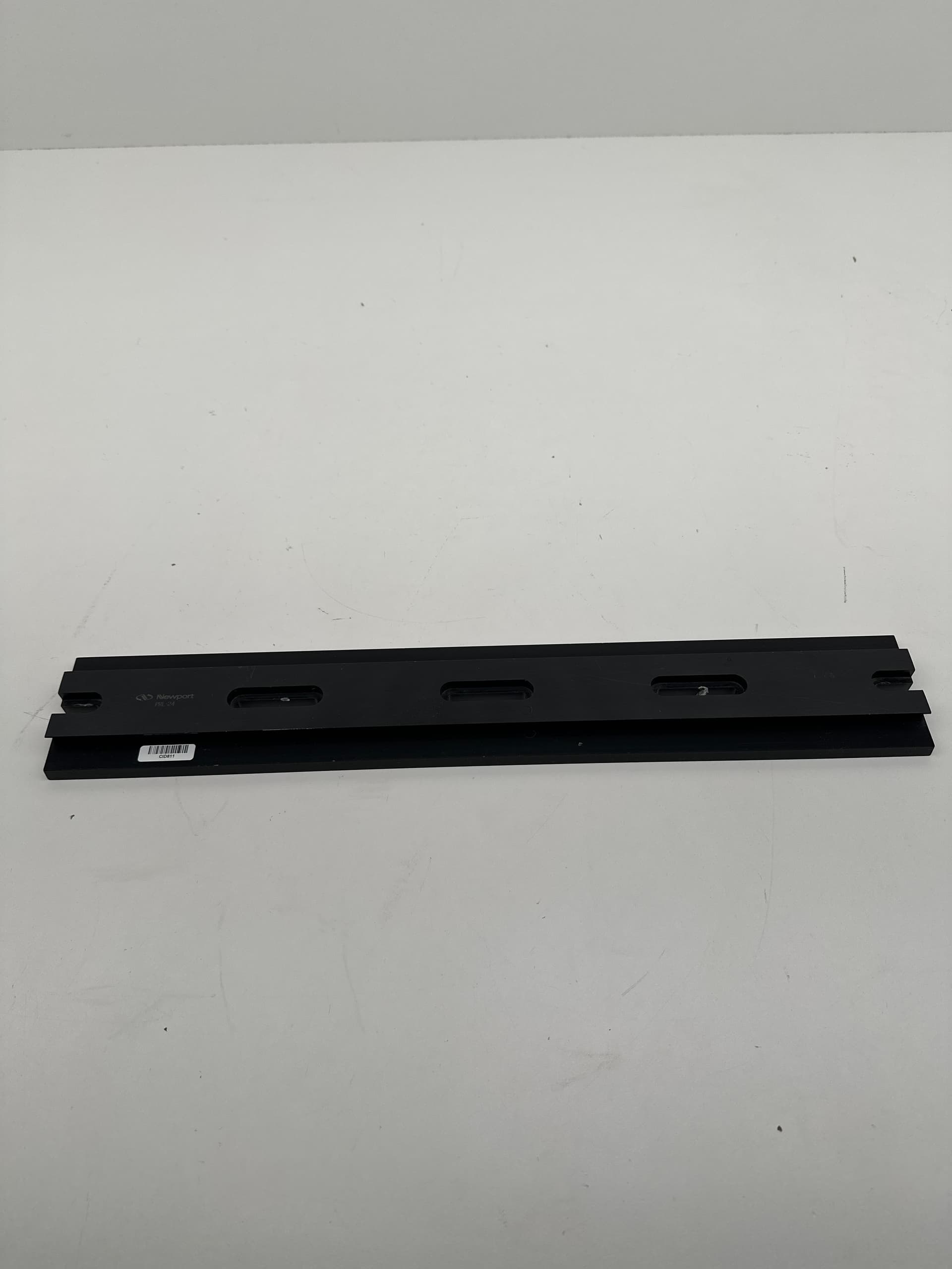 Newport PRL-24 Optical Rail, 24.28"L x 3.93"W