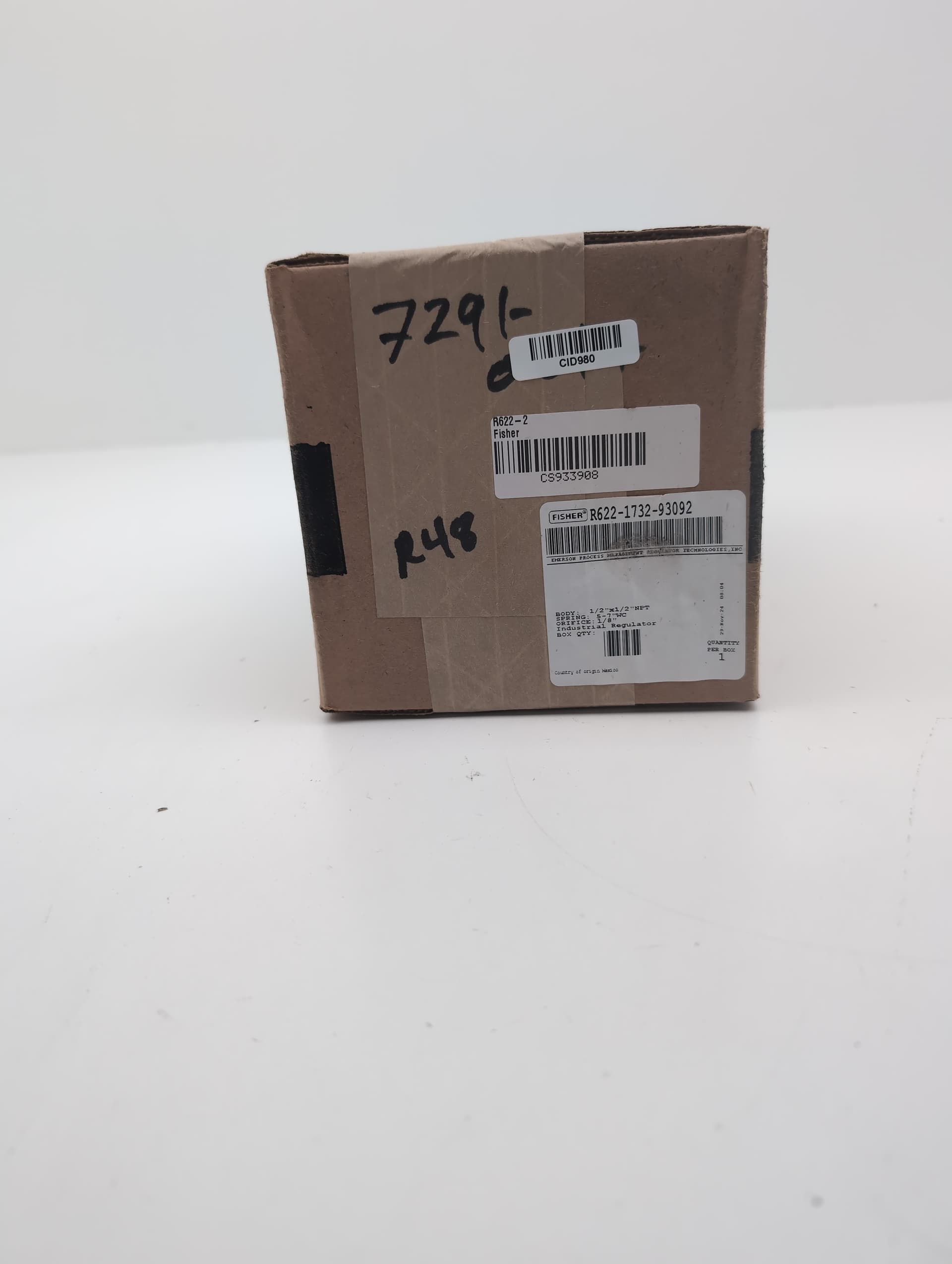 Fisher R622-1732-93092 Regulator, 5-7"WC, 1/2"x1/2" NPT, 1/8" Orifice
