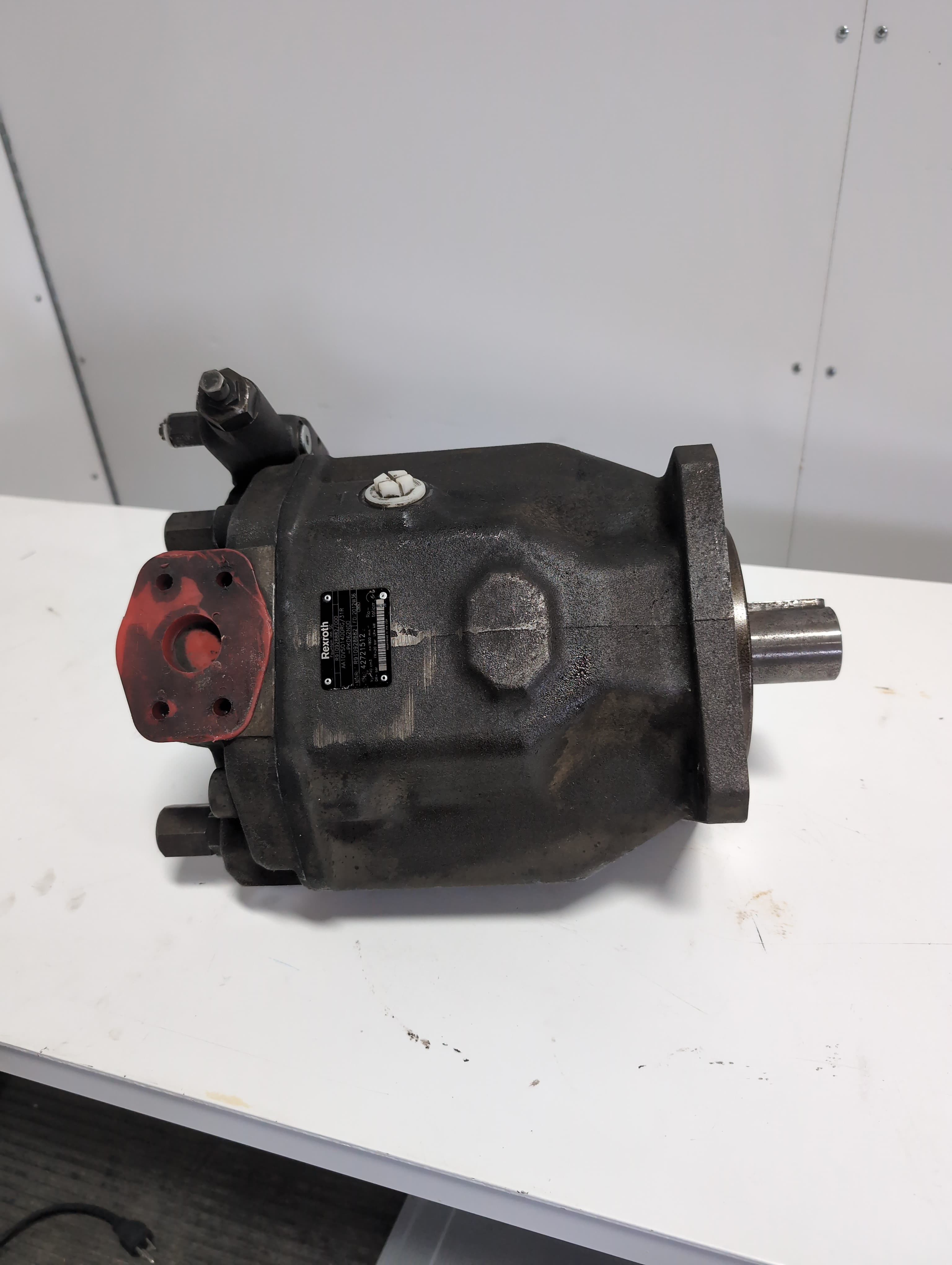 Rexroth R910958882/000 Hydraulic Pump, Axial Piston Variable