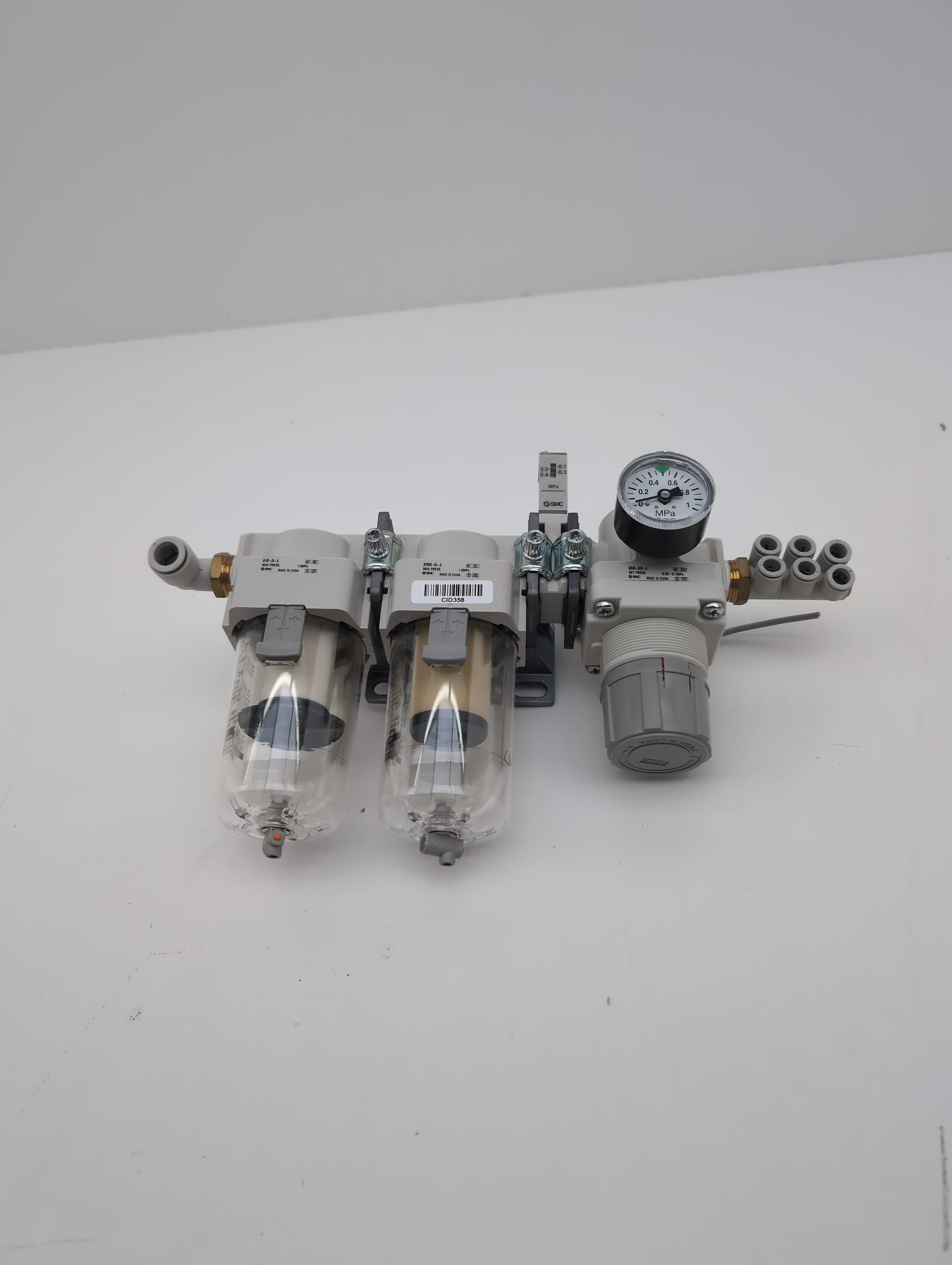 SMC AR40-04GA, AF40-04A, AFM40-04A, Air Filter Regulator Combo, 0.05 - 0.7MPa