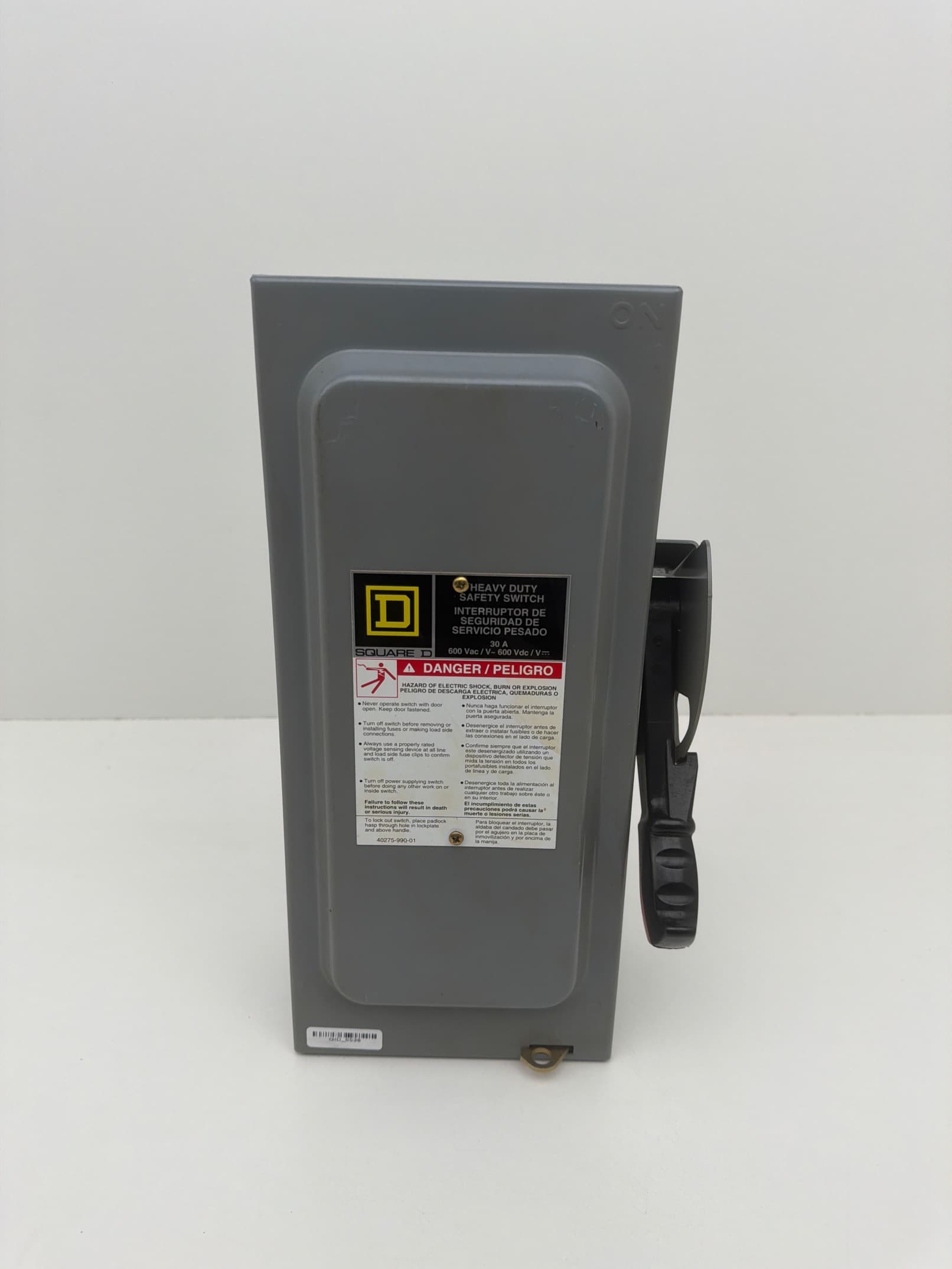 Square D H361 Heavy Duty Safety Switch 30A 600V 3-Pole with A6D20R 20A Fuses
