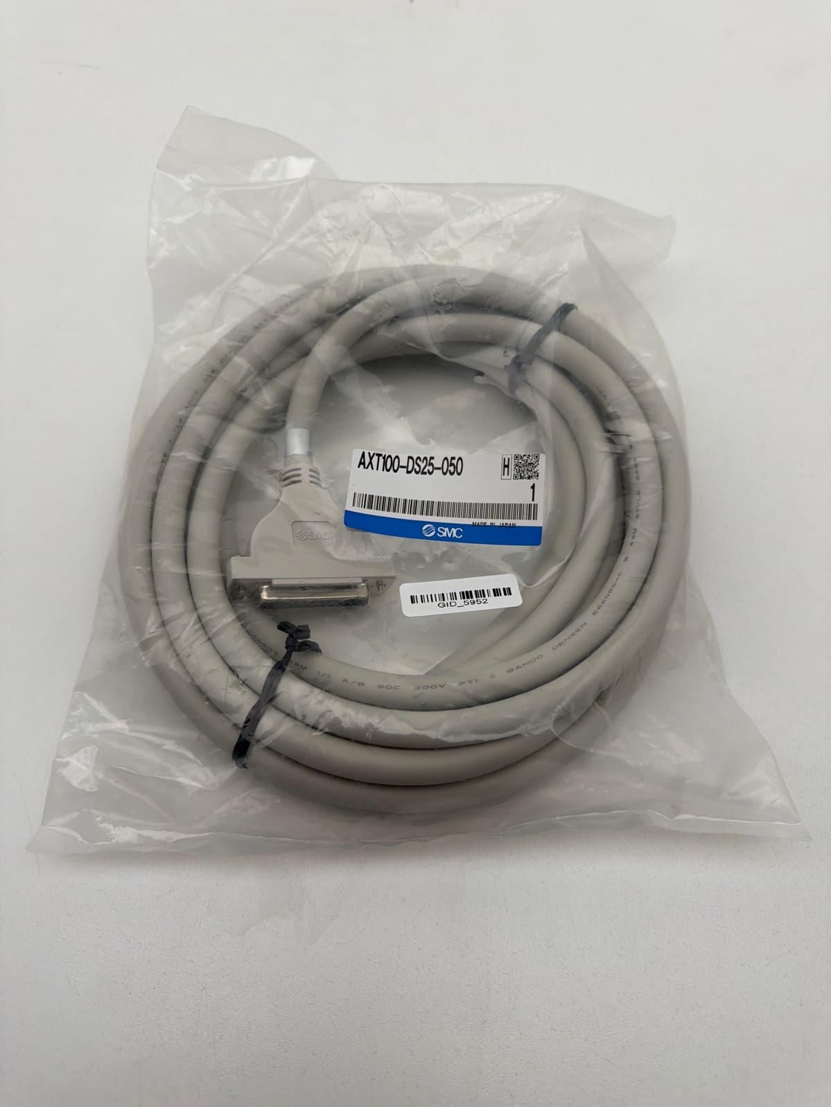 SMC AXT100-DS25-050 D-Sub Connector Cable, 25-Pin, 5m, Cut-End
