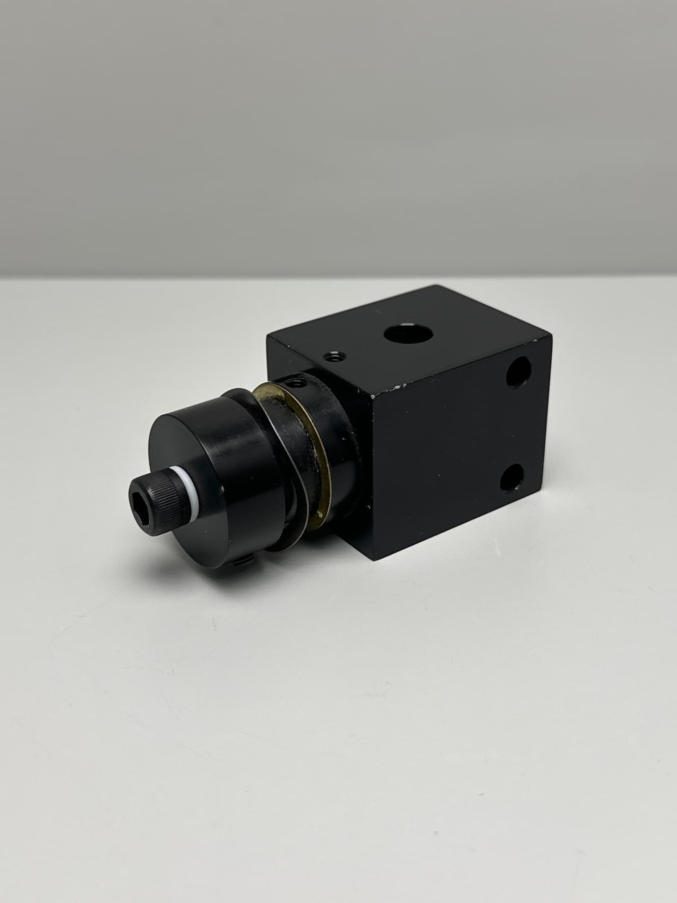 Newport 940 Variable Beamsplitter/Attenuator Mount