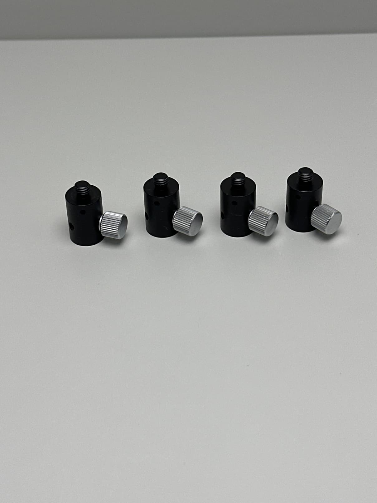 Melles Griot 20mm Post Holders, 8 mm Bore, M6