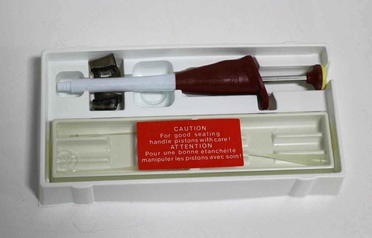 Gilson M25 MICROMAN® Positive Displacement Pipette