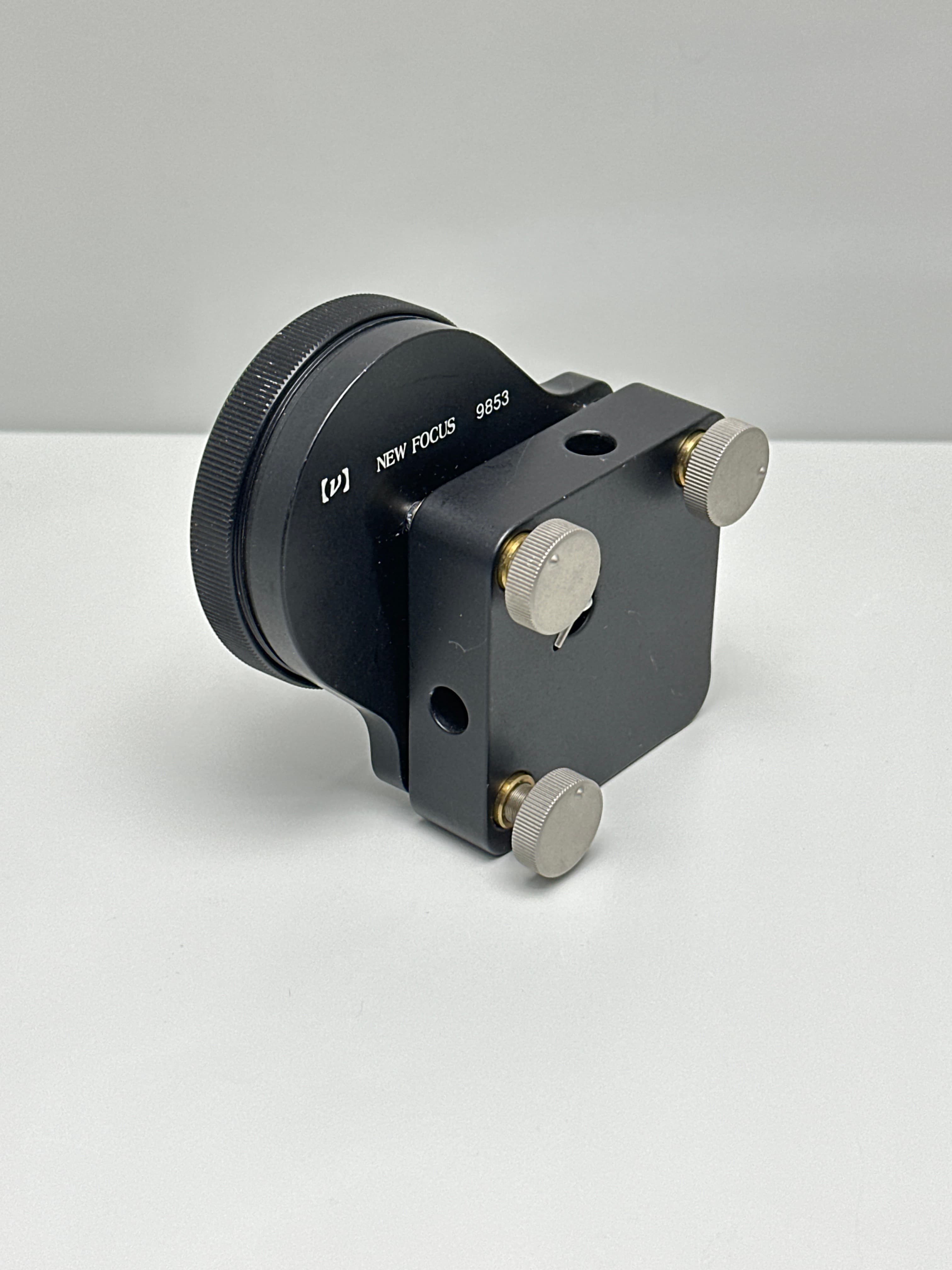 New Focus 9853 Gimbal Mirror Mount, 2" Diameter Mirrors