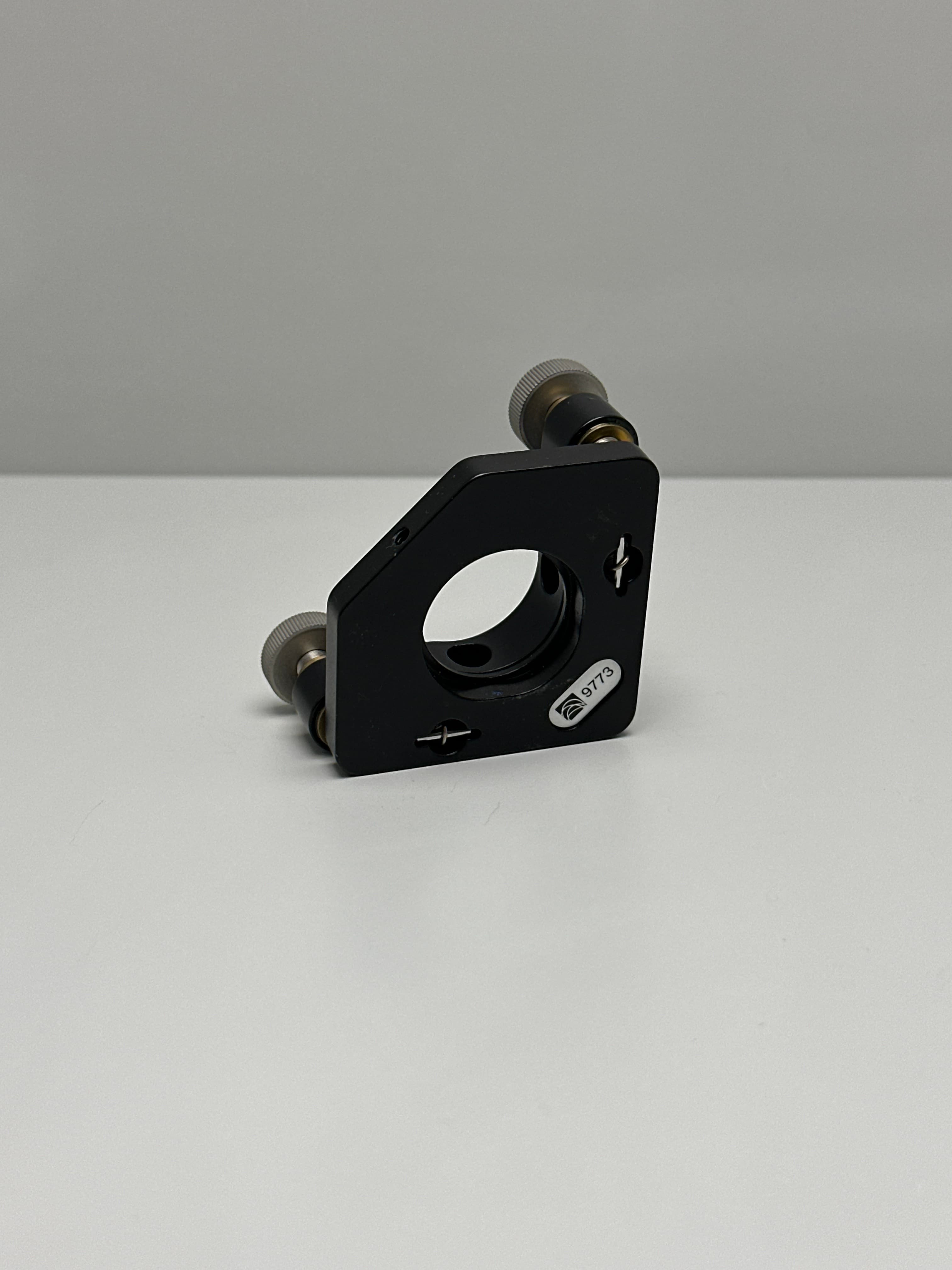New Focus 9773 Valu Center Mirror Mount, 1" Diameter Optics