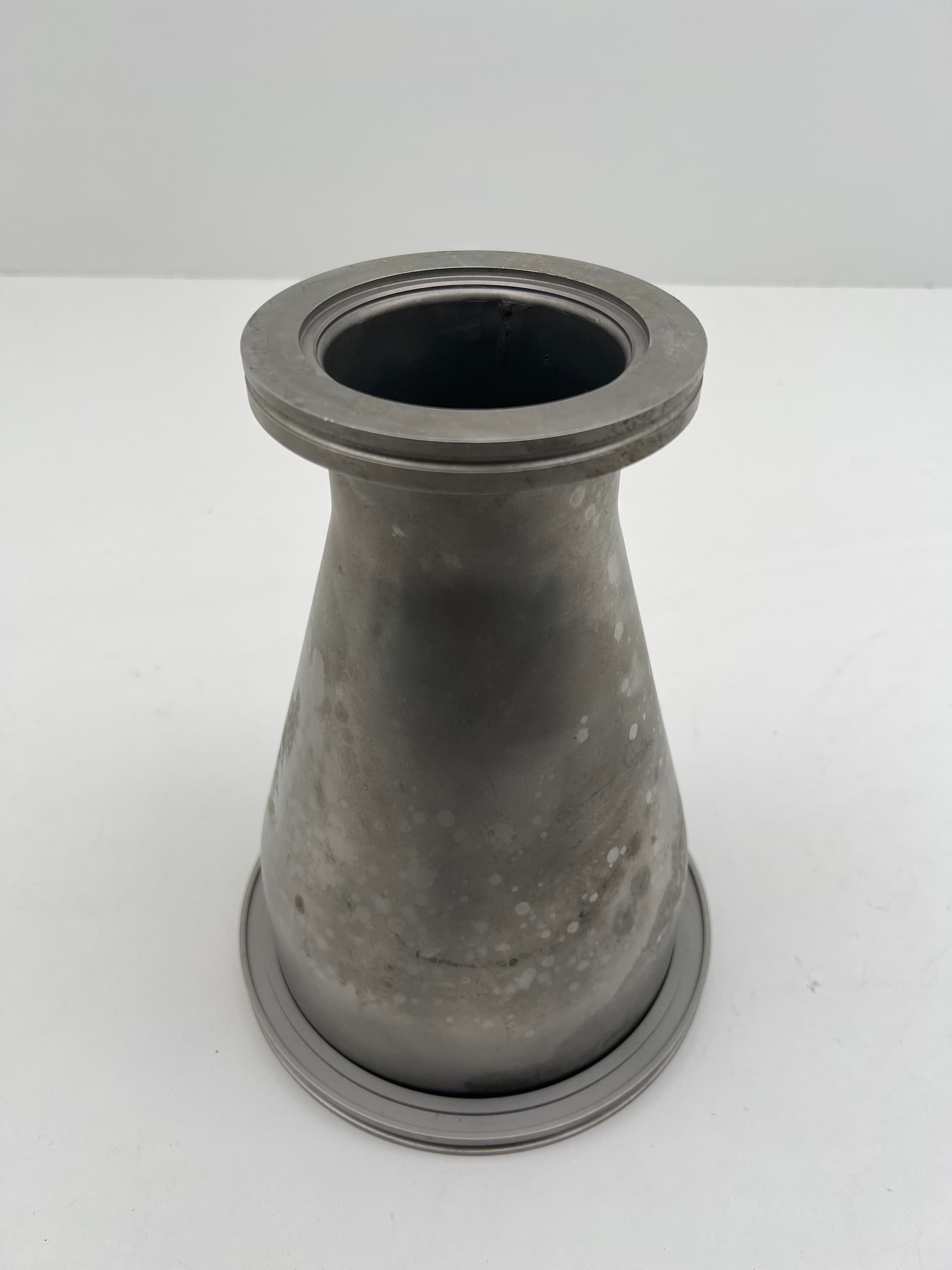 MKS HPS ISO160-K 7.09" OD to ISO80-K 4.33" OD Conical Reducing Vacuum Fitting