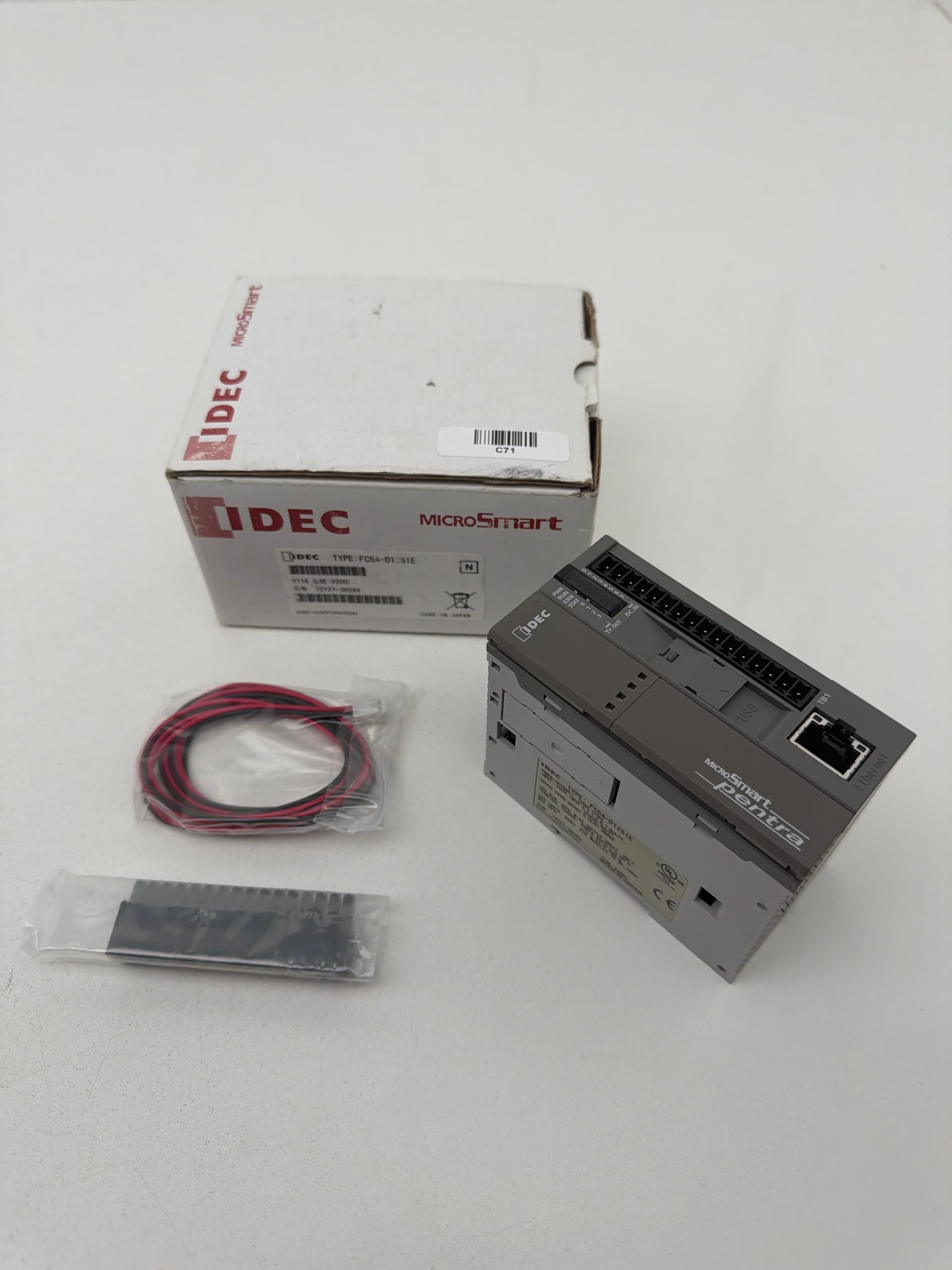 IDEC FC5A-D12S1E MicroSmart Pentra PLC Module 24VDC 8IN / 4OUT RJ45 RS232 RS485
