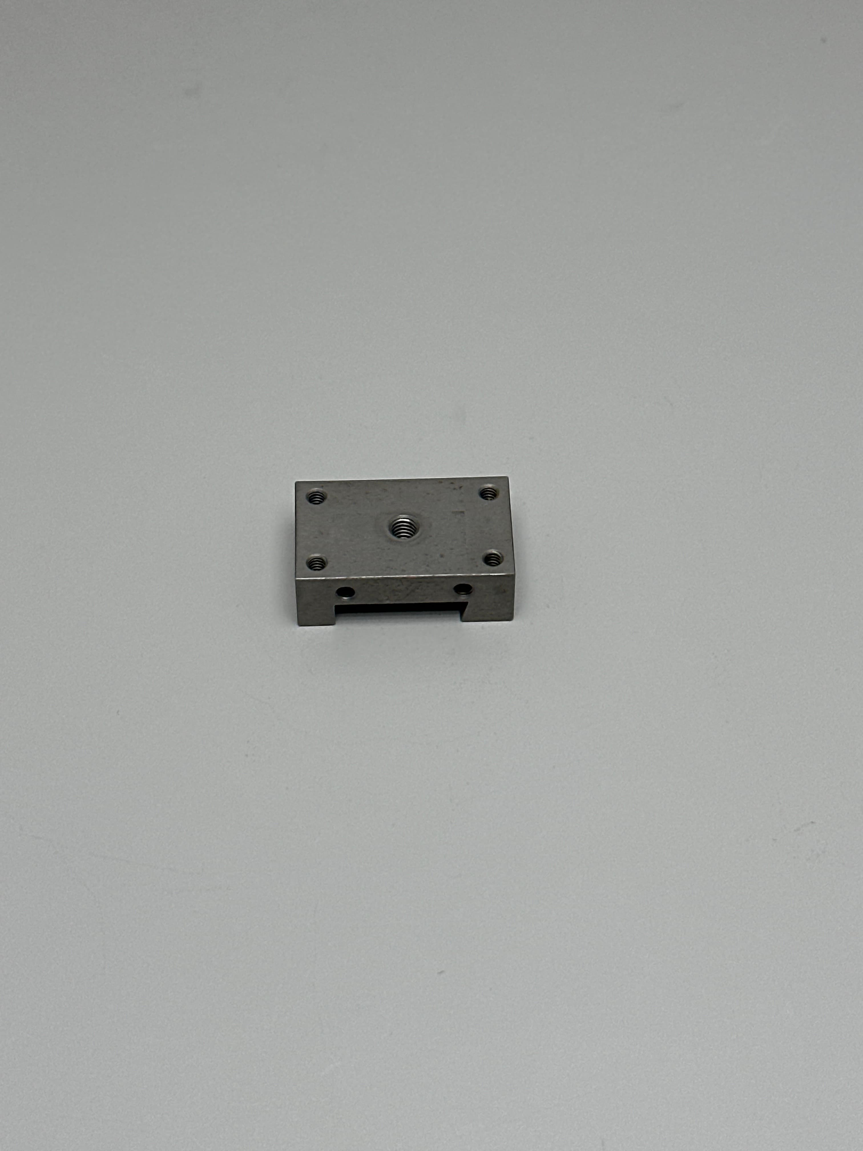 Newport 561-UM Universal Module, for use with 561/562 Series Stages