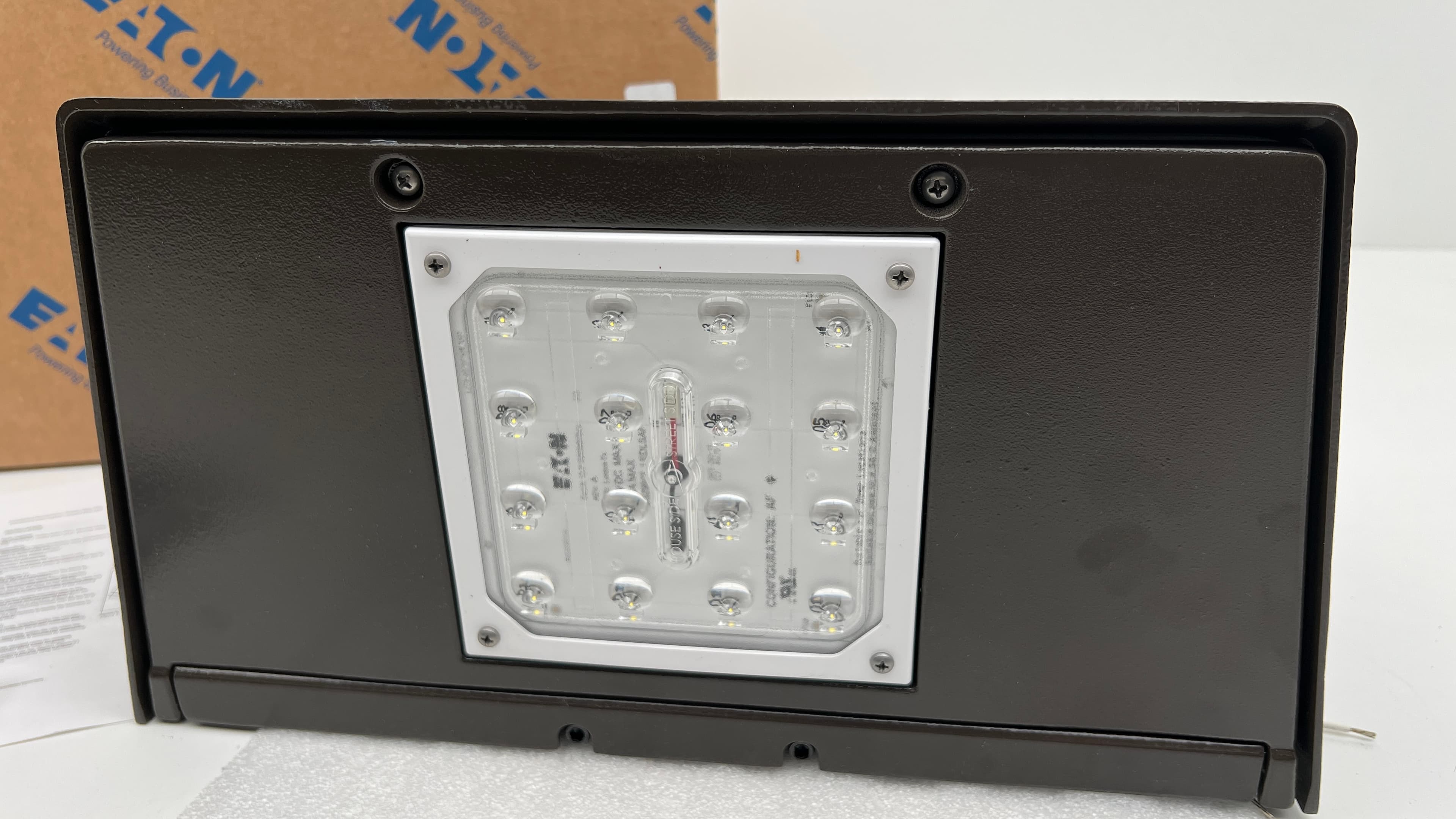 Eaton Cooper IST-AF-450-LED-120-T4FT-BZ-P Impact Trapezoid Outdoor Light