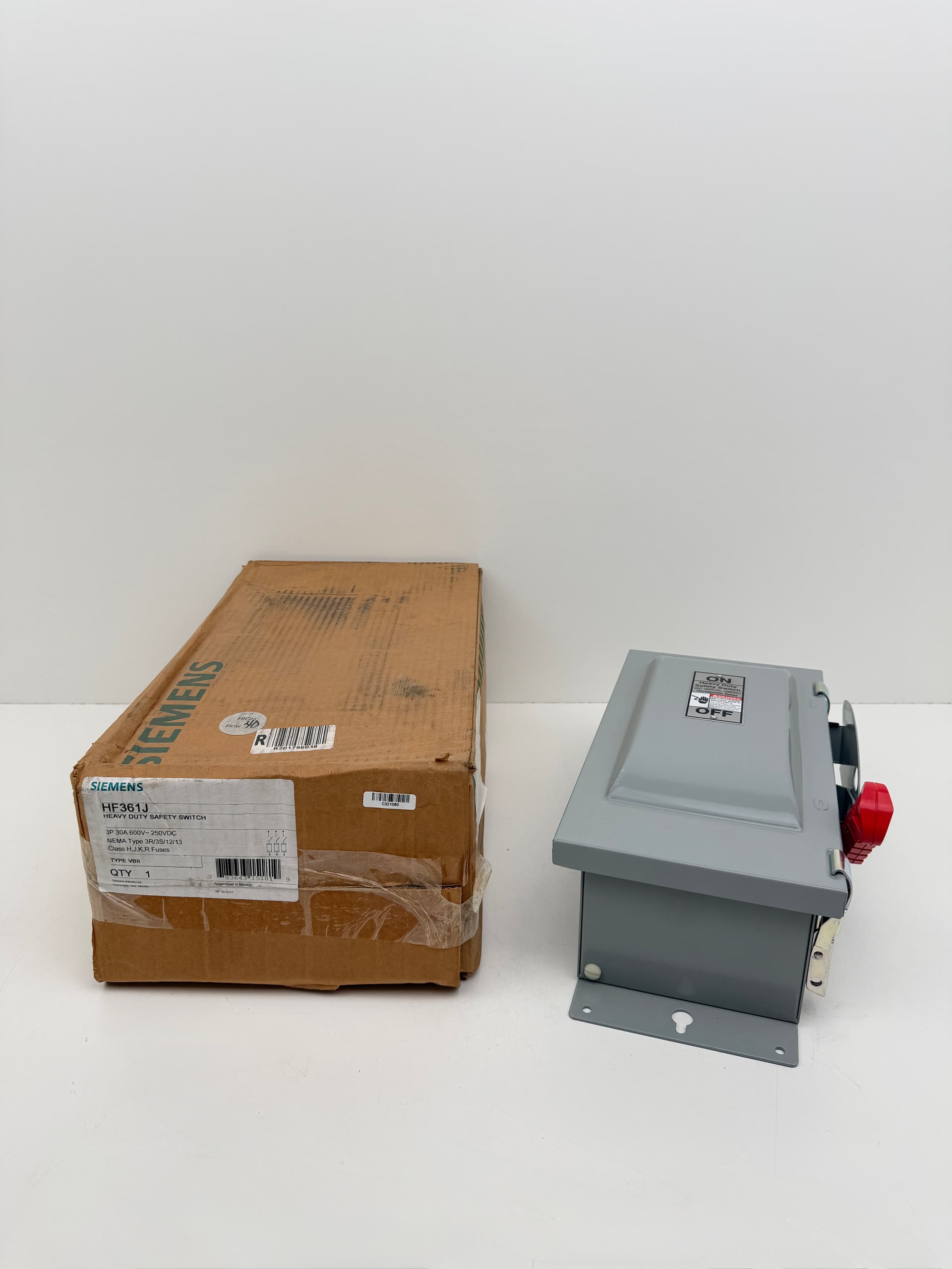 Siemens HF361J Heavy Duty Fusible Safety Disconnect Switch, 30A, 600V, 3-Pole