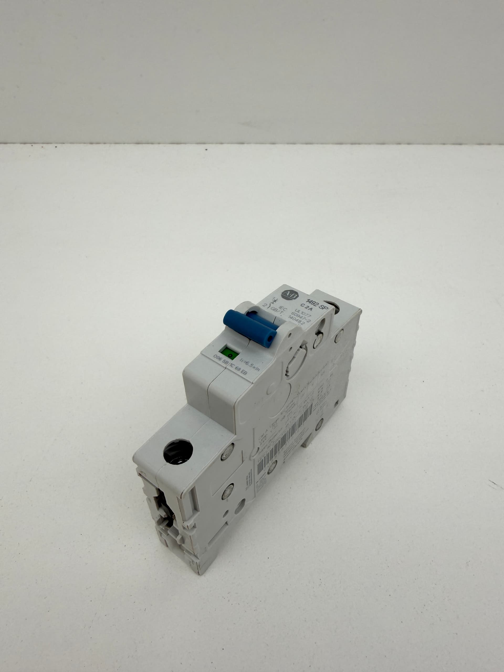 Allen-Bradley 1492-SPM1C020 Circuit Breaker, 2A, 1 Pole, C Curve