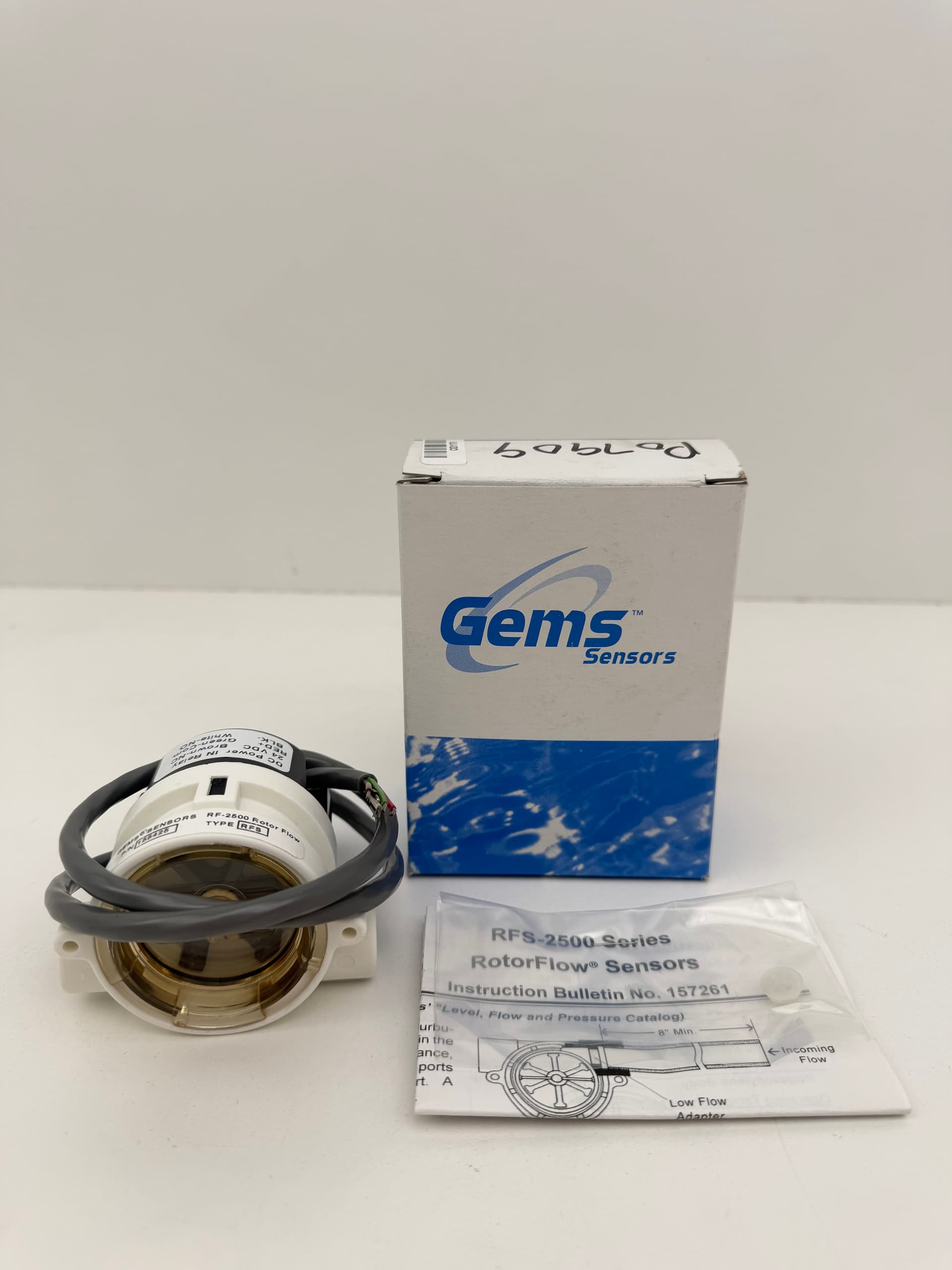 GEMS Sensors 155425 RFS-2500 Rotor Flow Liquid Flow Switch 1/4" 24VDC 0.5-5GPM