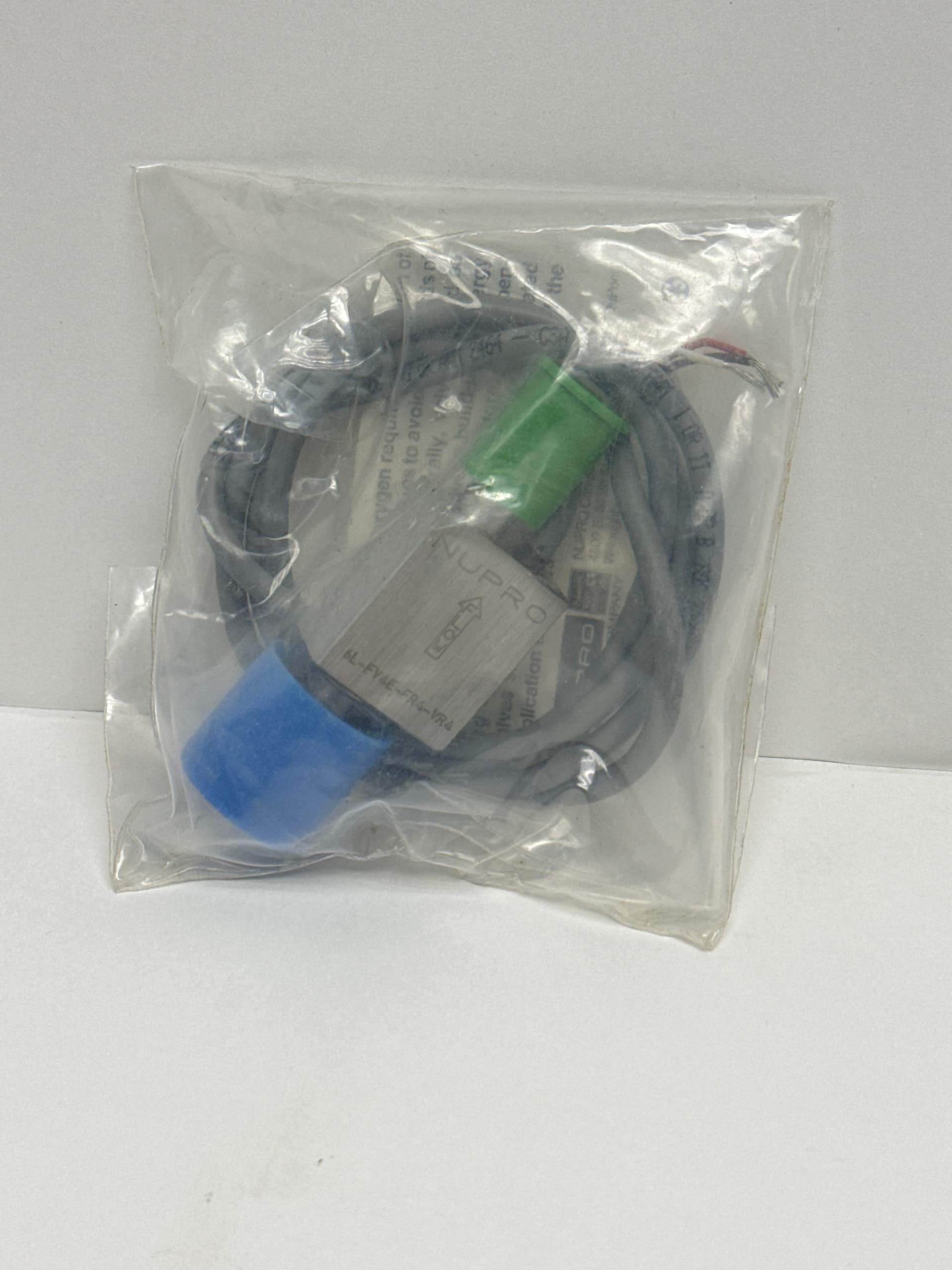 Nupro 6L-FV4E-FR4-VR4 Vertical Flow Sensor, FV4, 316L SS, 1/4 in VCR