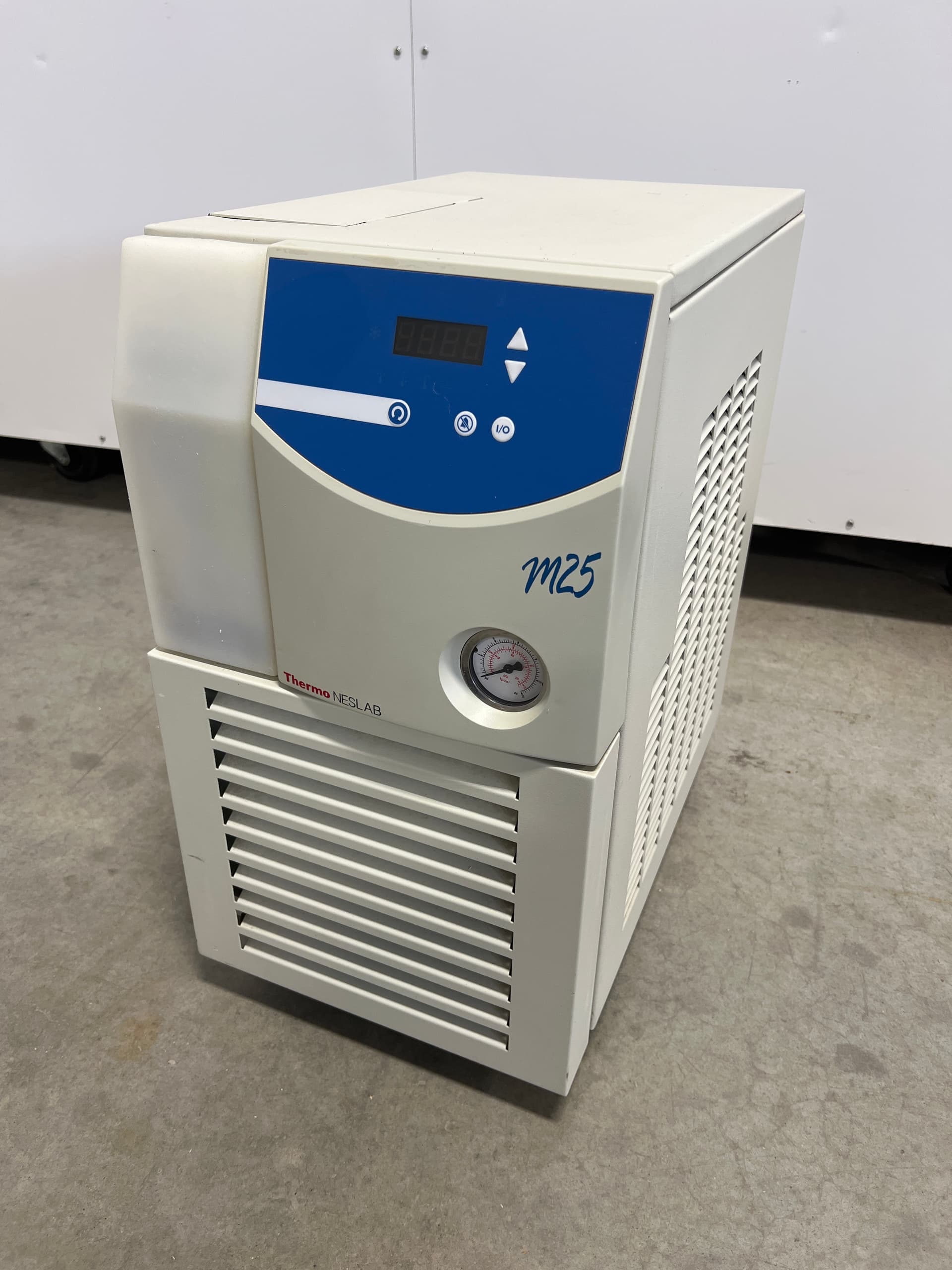Neslab M25 Recirculating Chiller, 750 Watt