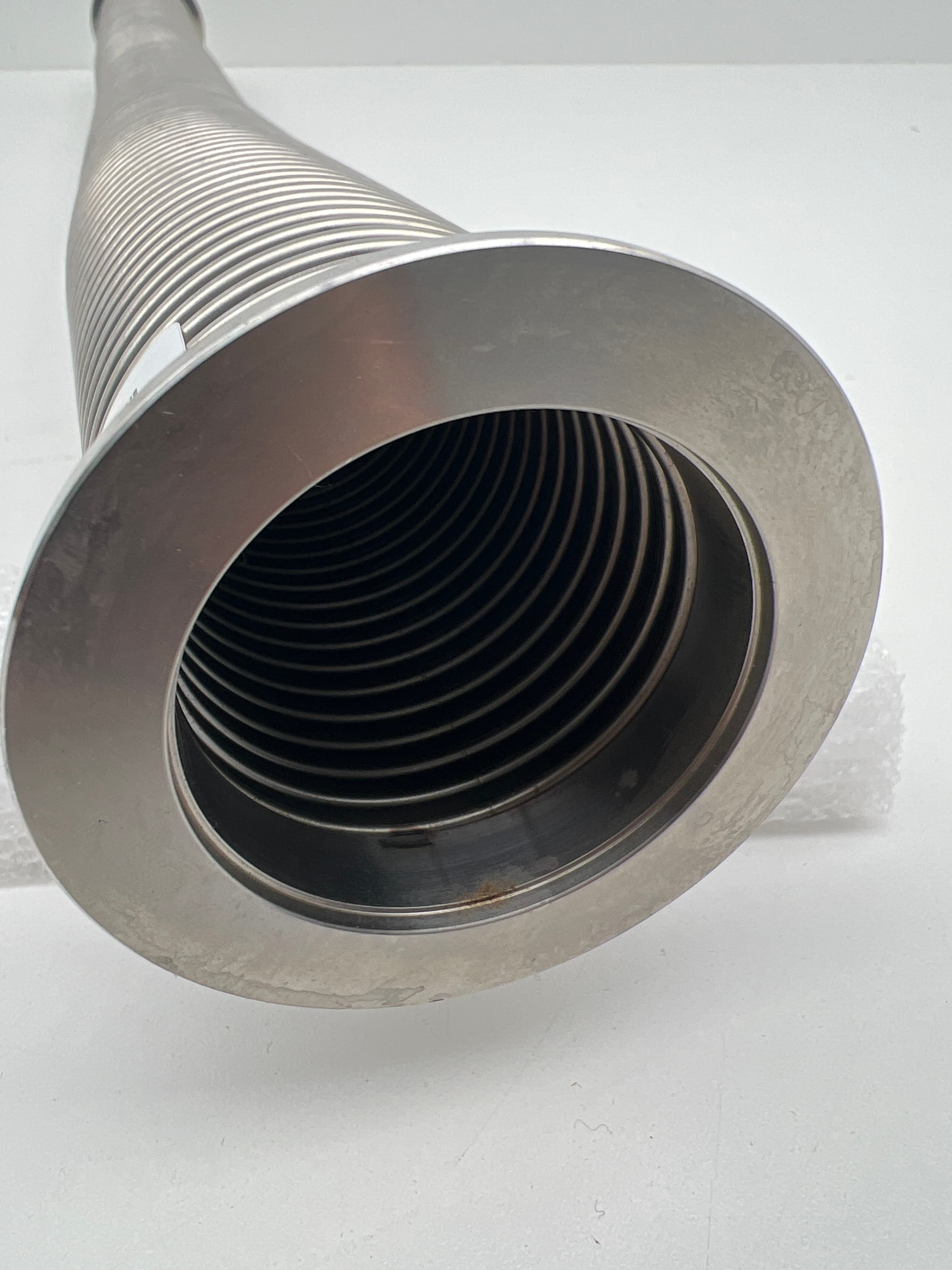 HV Vacuum KLF25 x 34" Bellows, 304SS, 24" Long