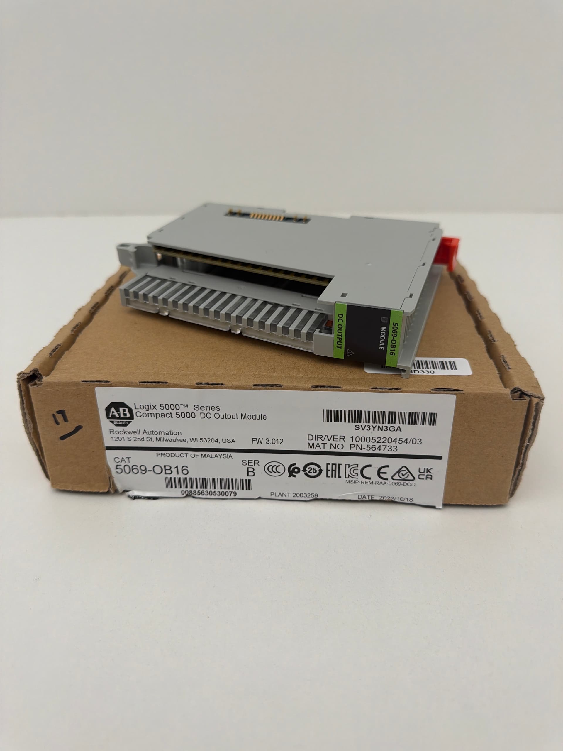Allen-Bradley 5069-OB16 Compact 5000 DC Source Output Module Series B FW 3.012