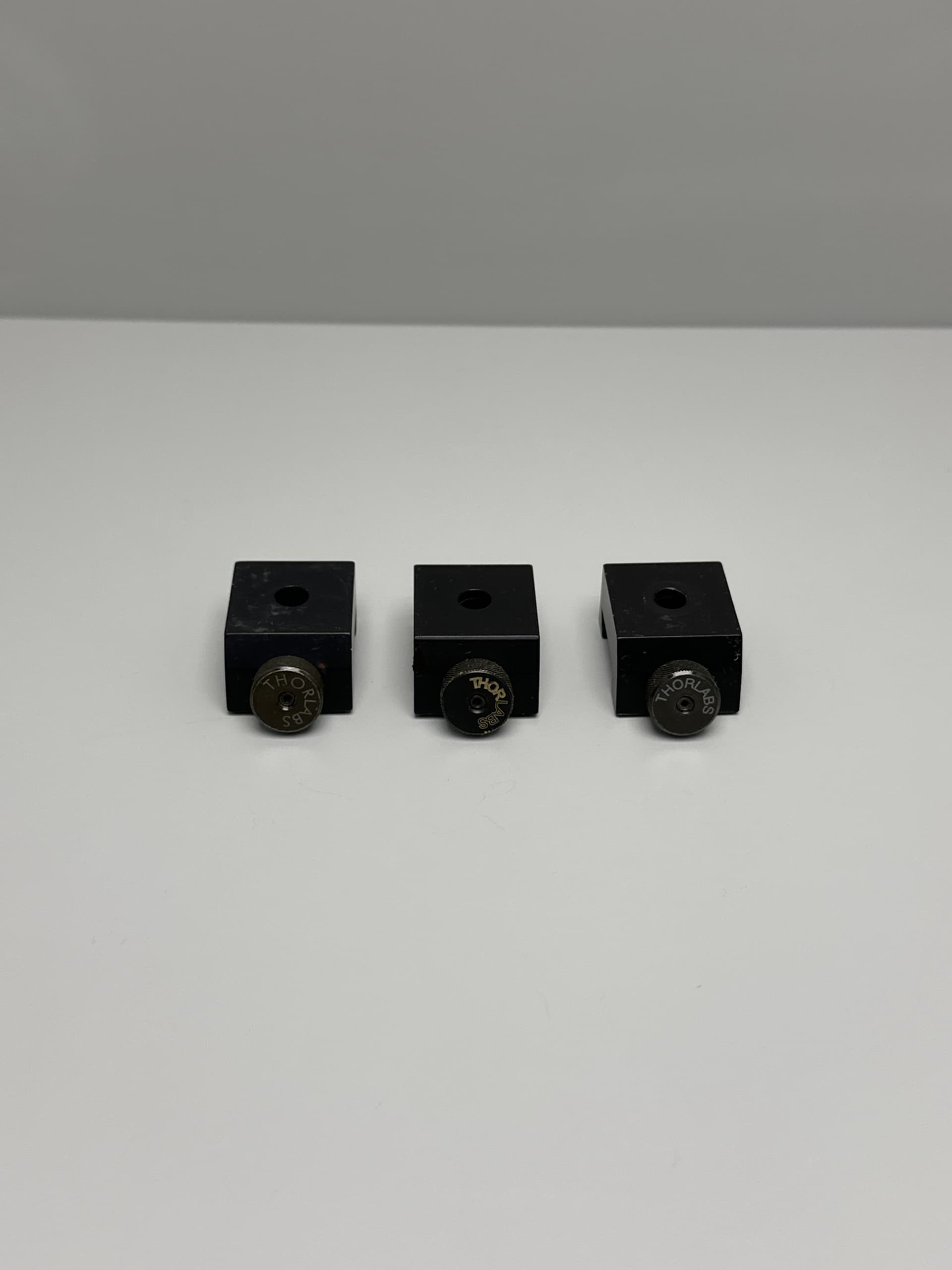 Thorlabs RC1 Rail Carriers, 1" x 1" Mounting Surface