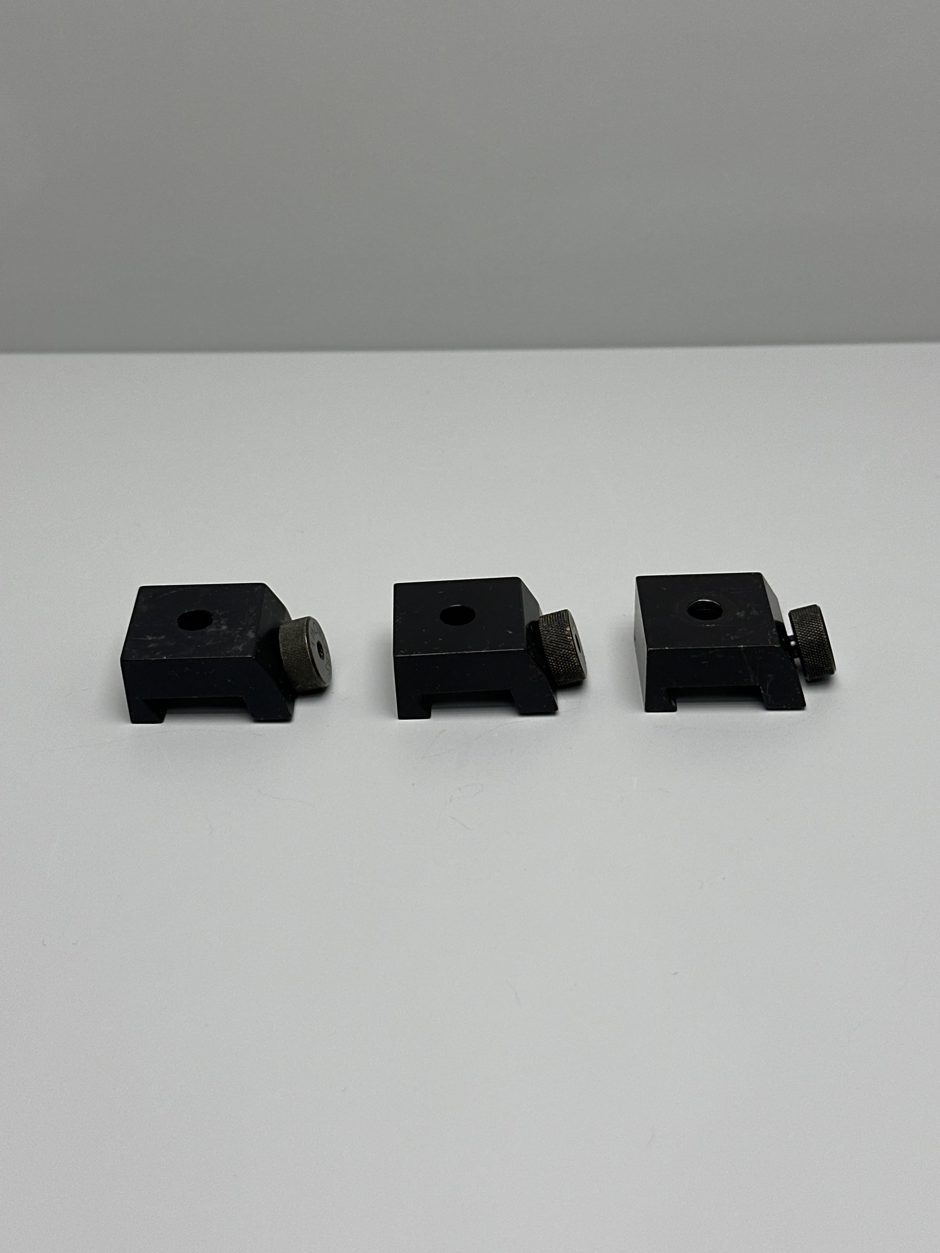 Thorlabs RC1 Rail Carriers, 1" x 1" Mounting Surface