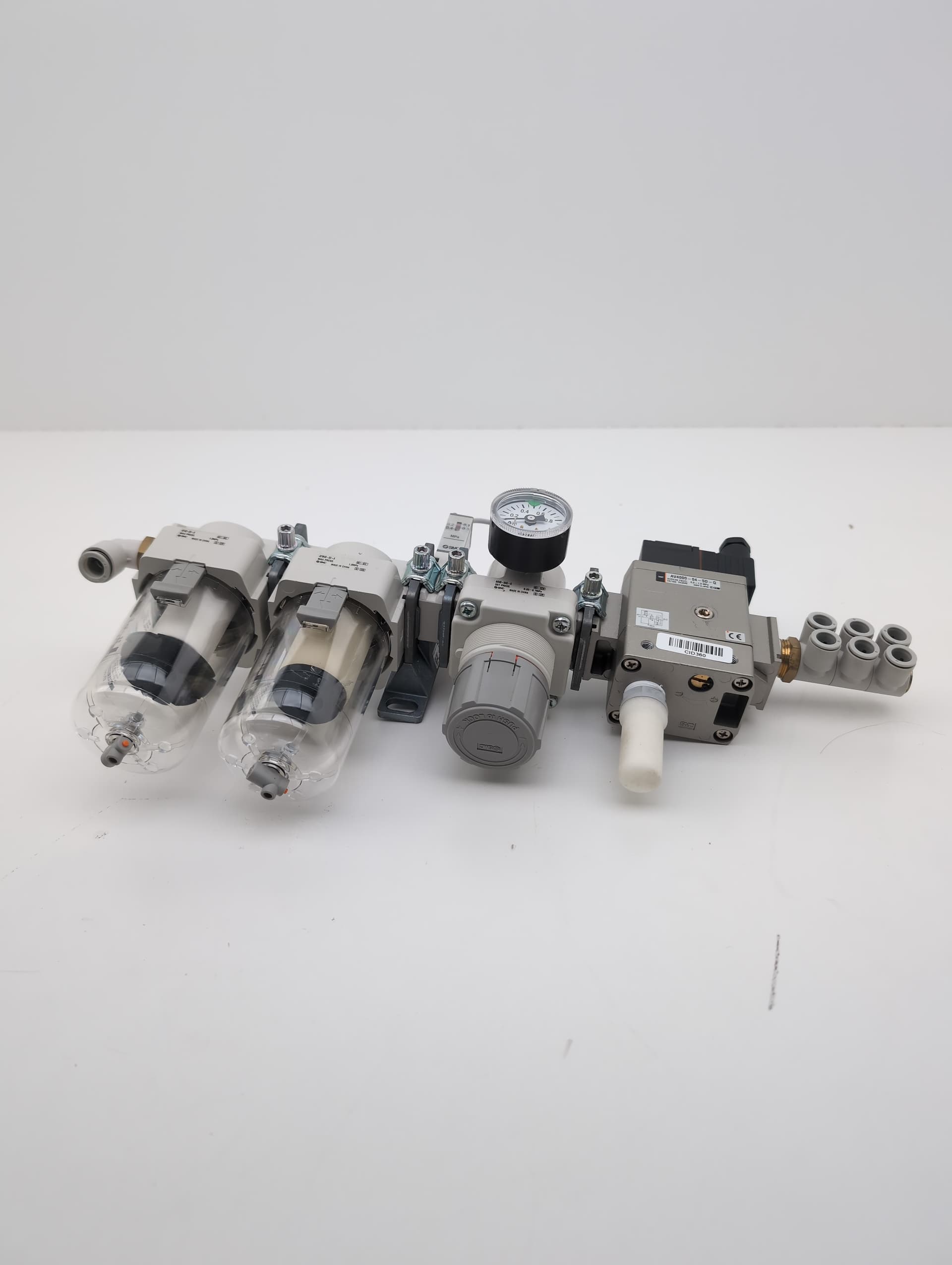 SMC AR40-04GA, AF40-04A, AFM40-04A Regulator Combo, 0.05 - 0.7MPa w/Soft start